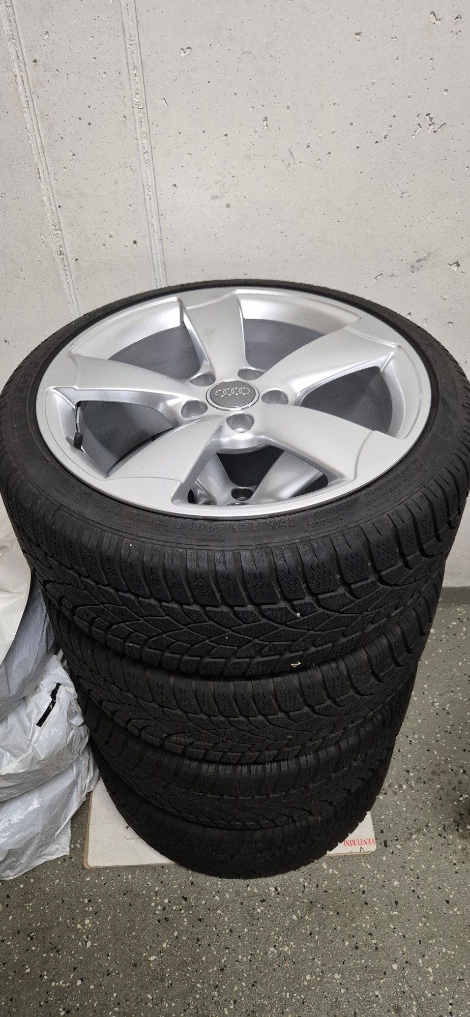 AUDI 2.5 T FSI quattro S-Tronic-image-9