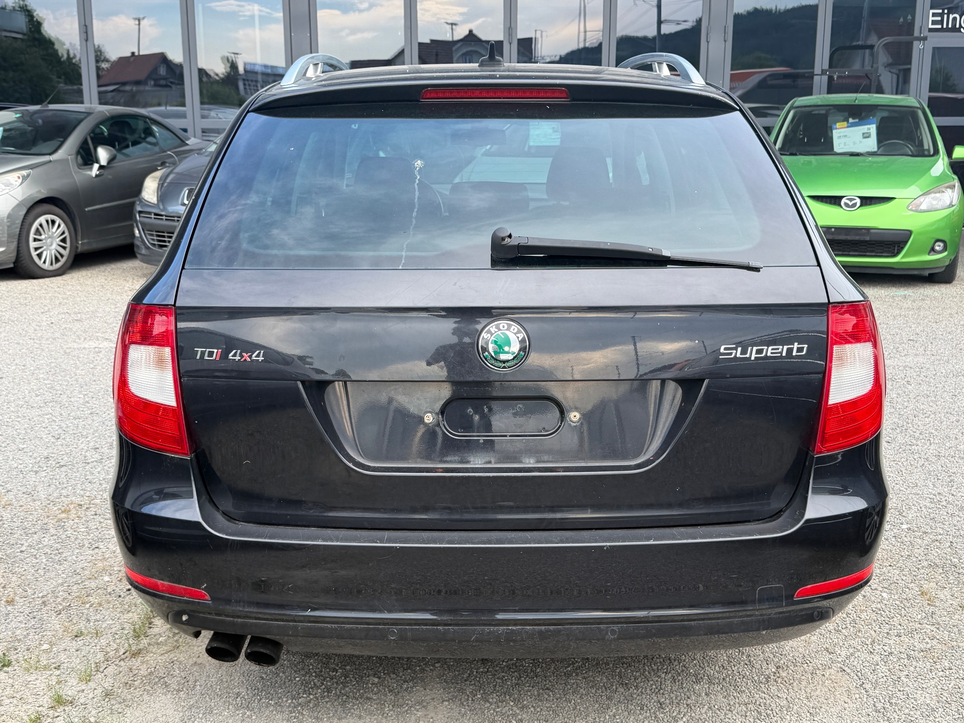 SKODA Superb Combi 2.0 TDi Elegance 4x4 DSG-image-12