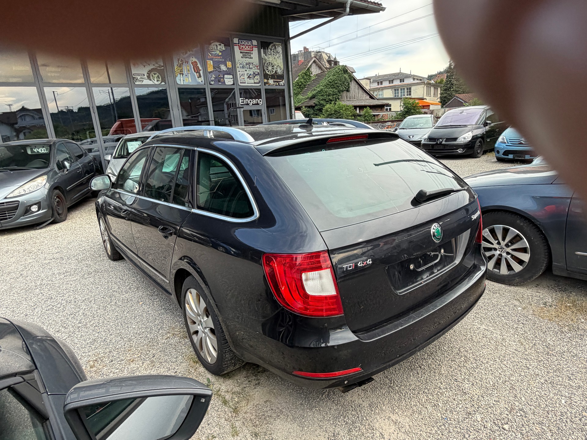 SKODA Superb Combi 2.0 TDi Elegance 4x4 DSG-image-11