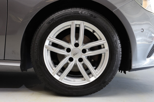 MERCEDES-BENZ A 160-image-12
