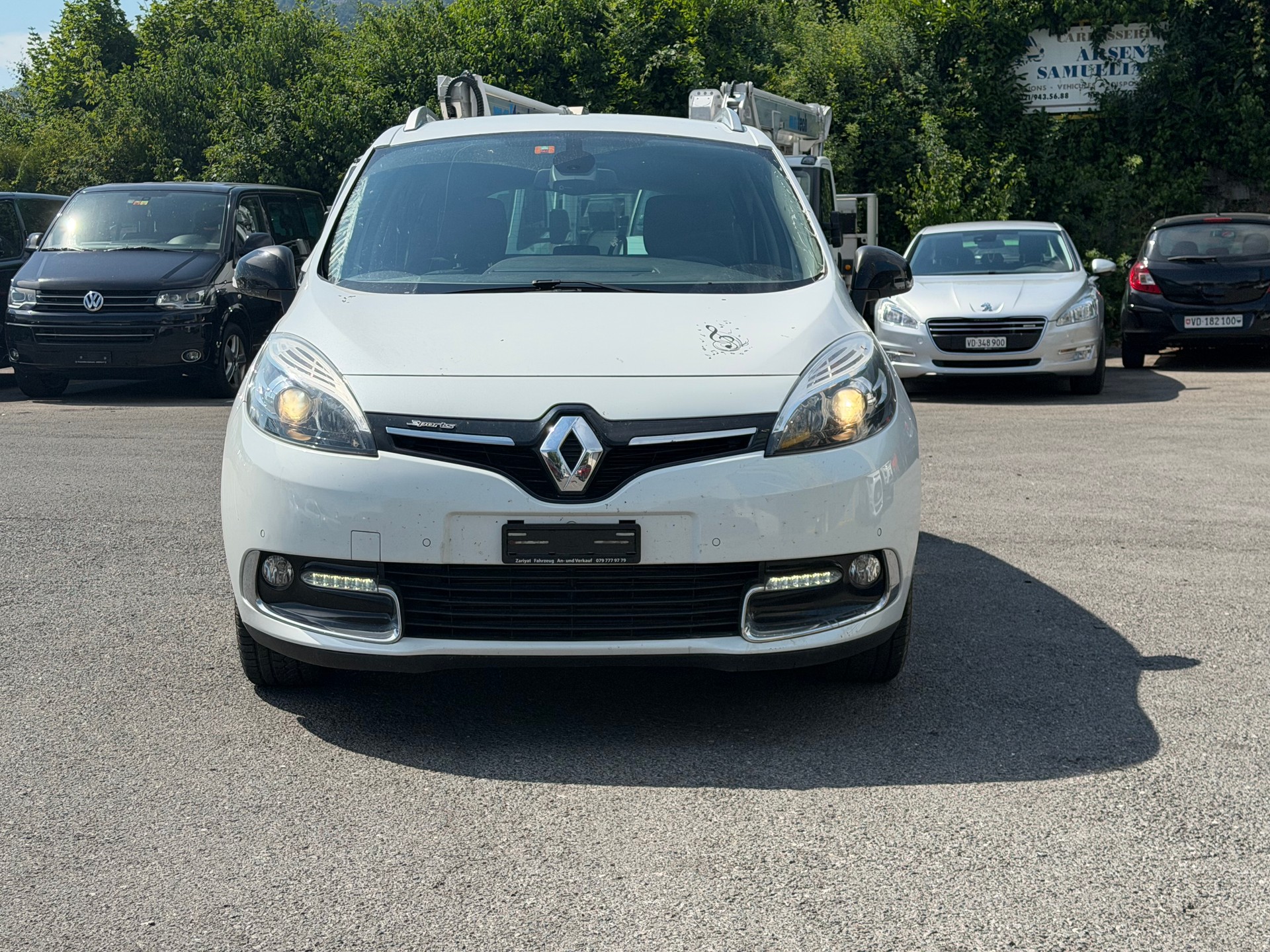 RENAULT Grand Scénic 1.5 dCi Bose Edition EDC-image-2