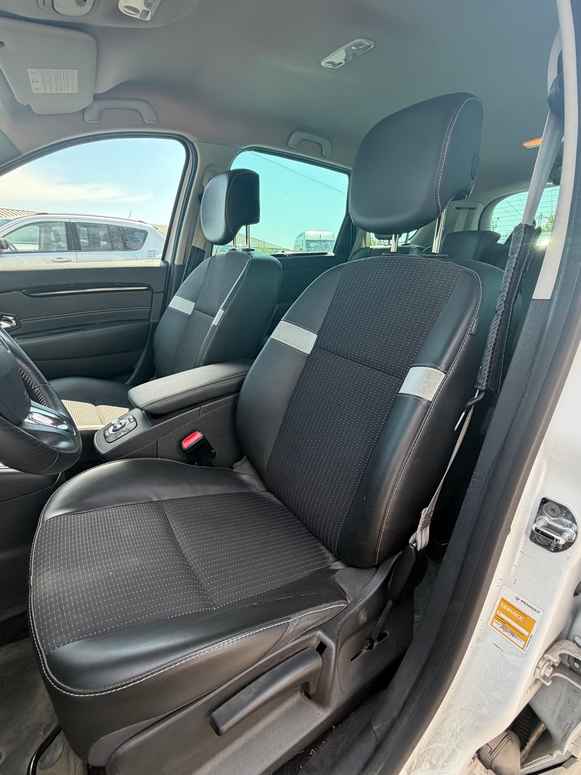 RENAULT Grand Scénic 1.5 dCi Bose Edition EDC-image-5