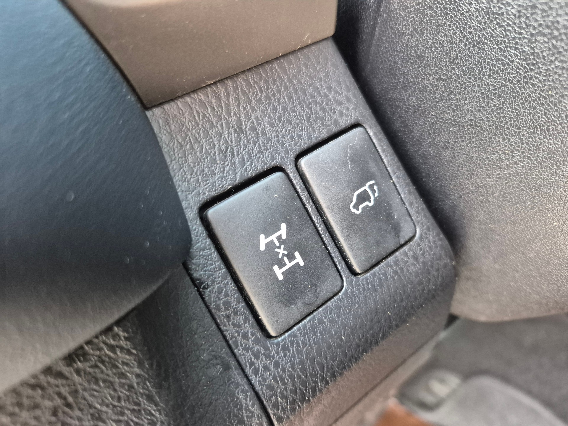 TOYOTA RAV-4 2.0 16V Luna Multidrive S-image-17