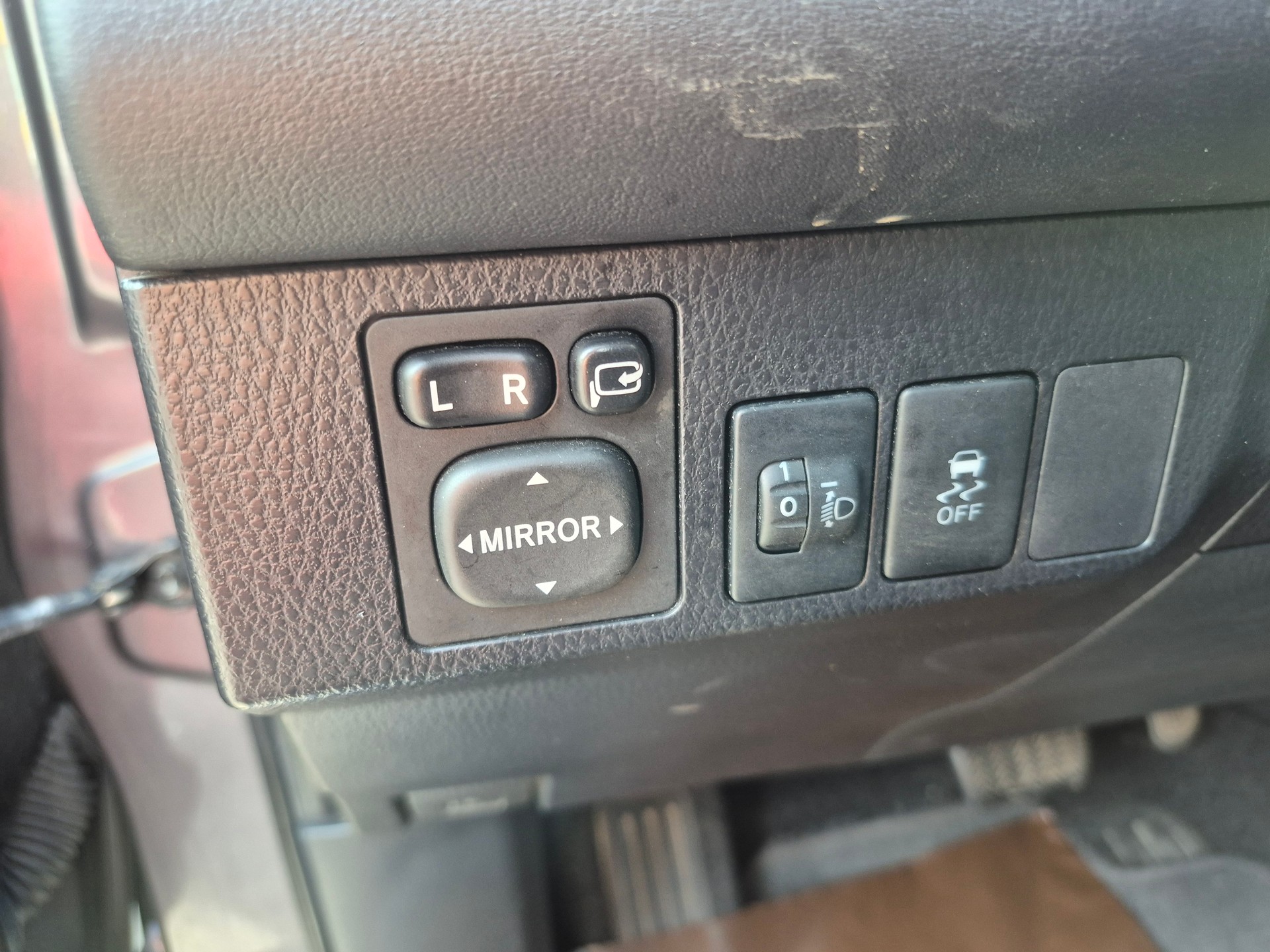TOYOTA RAV-4 2.0 16V Luna Multidrive S-image-16