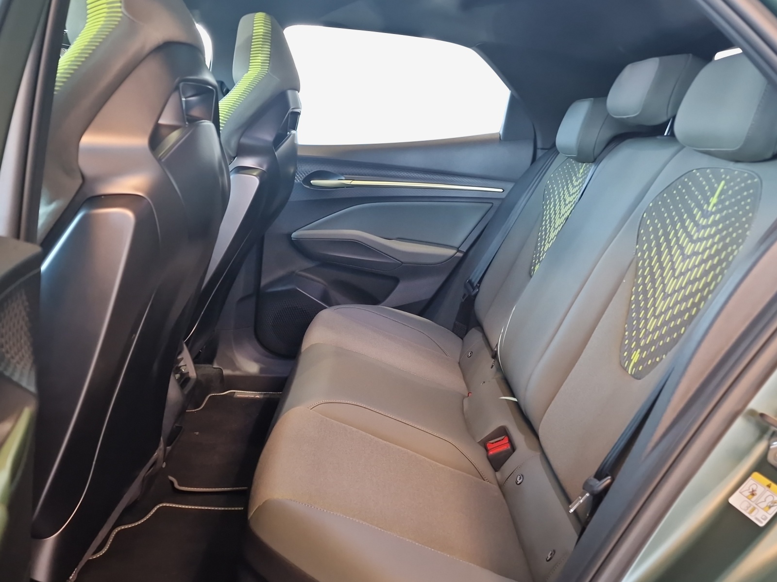 CUPRA Raval 52 kWh VZ Extreme Launch Edition-image-10