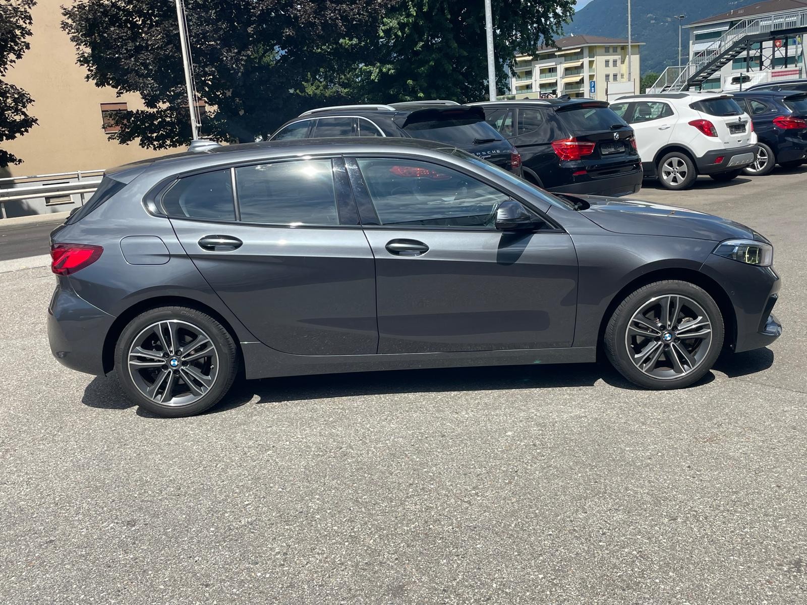 BMW 118i Steptronic-image-11
