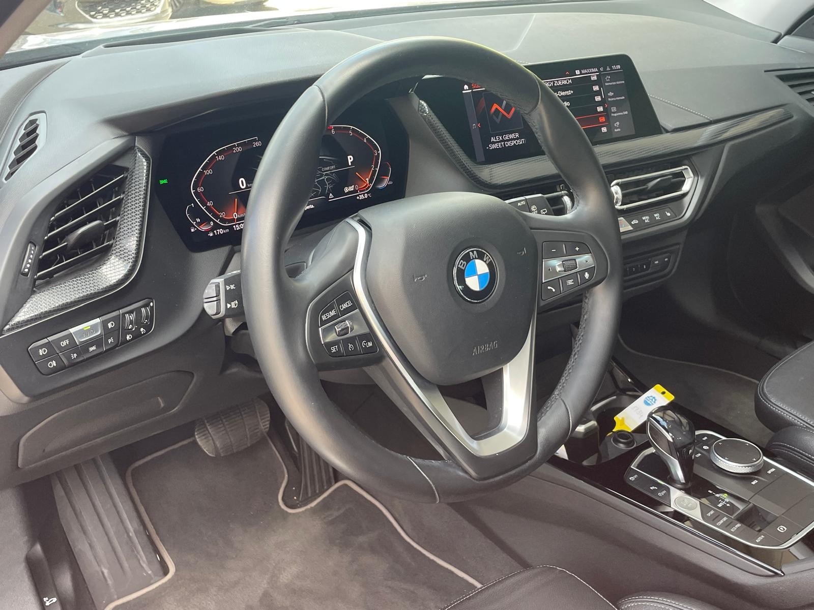 BMW 118i Steptronic-image-0