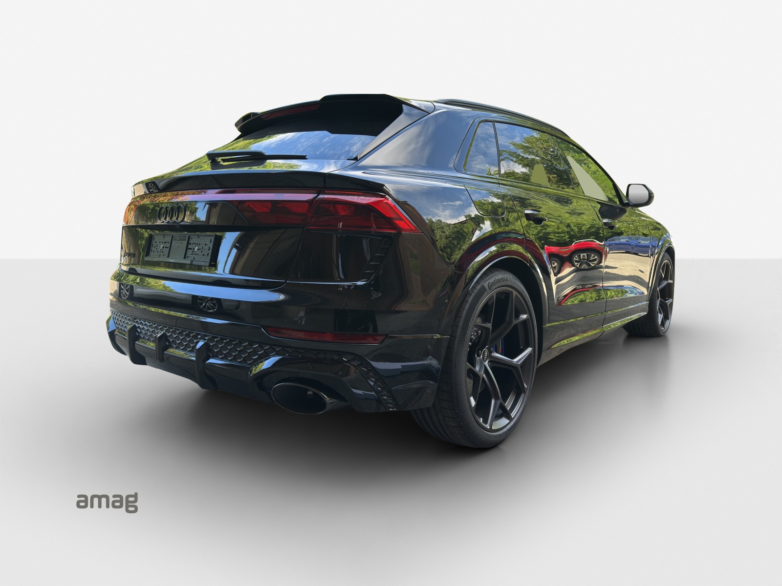AUDI RSQ8 performance quattro-image-4