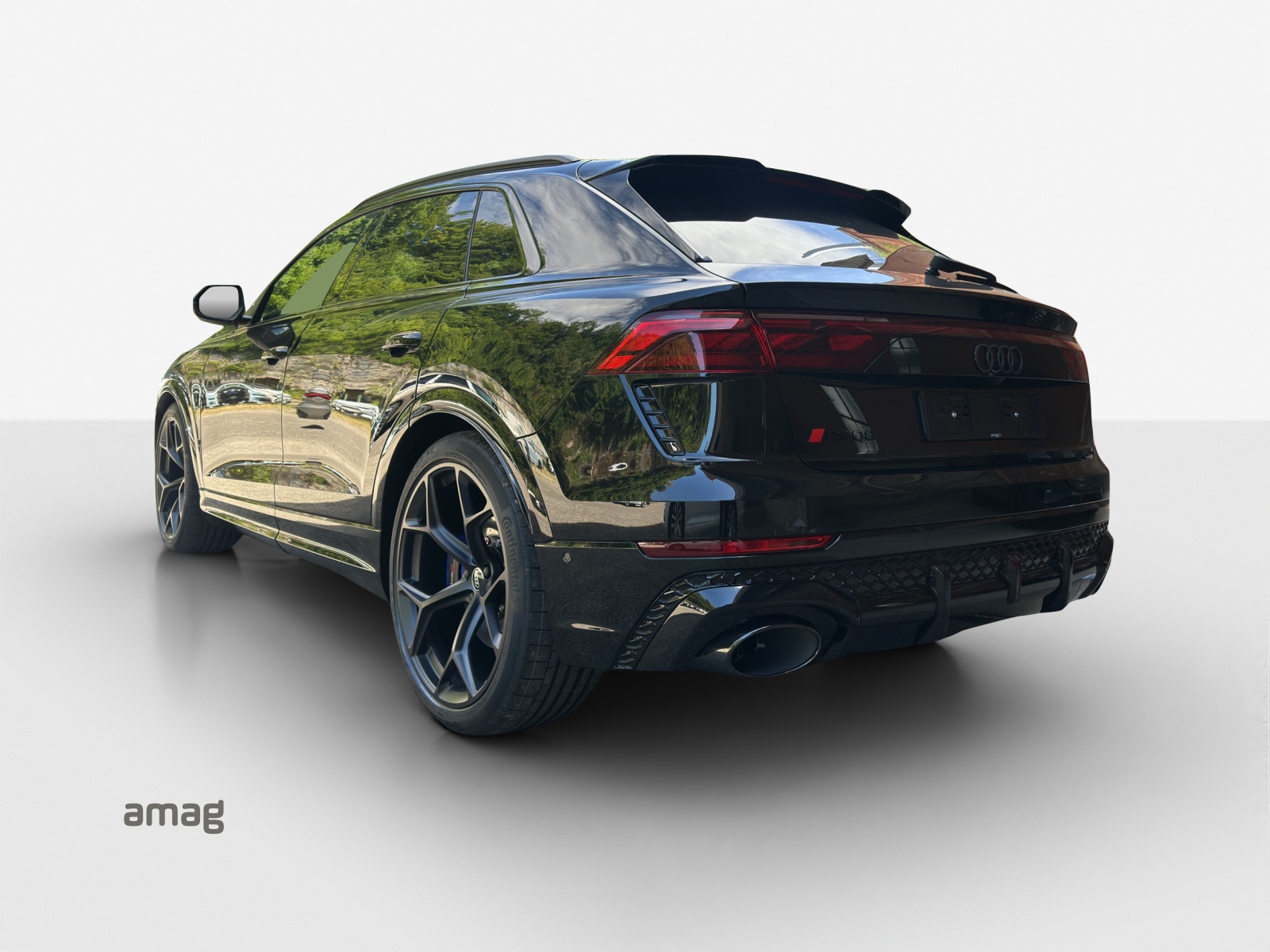 AUDI RSQ8 performance quattro-showroom-element-2