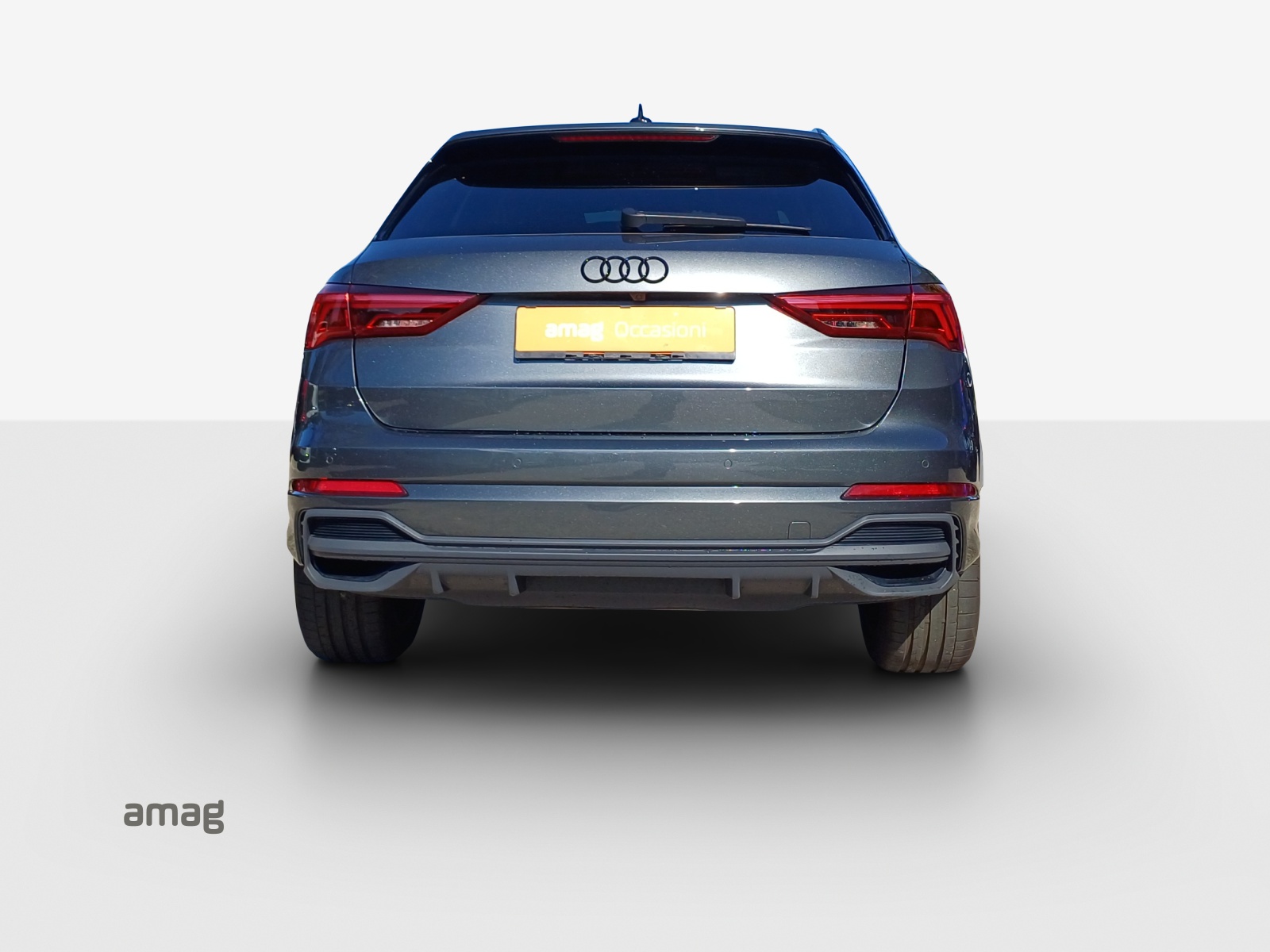 AUDI Q3 45 TFSI e S line S-tronic-image-3