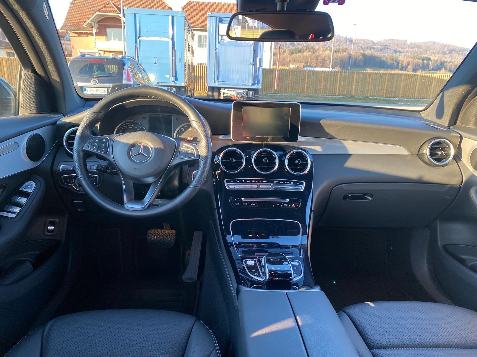 MERCEDES-BENZ GLC 250 d Exclusive 4m-image-3