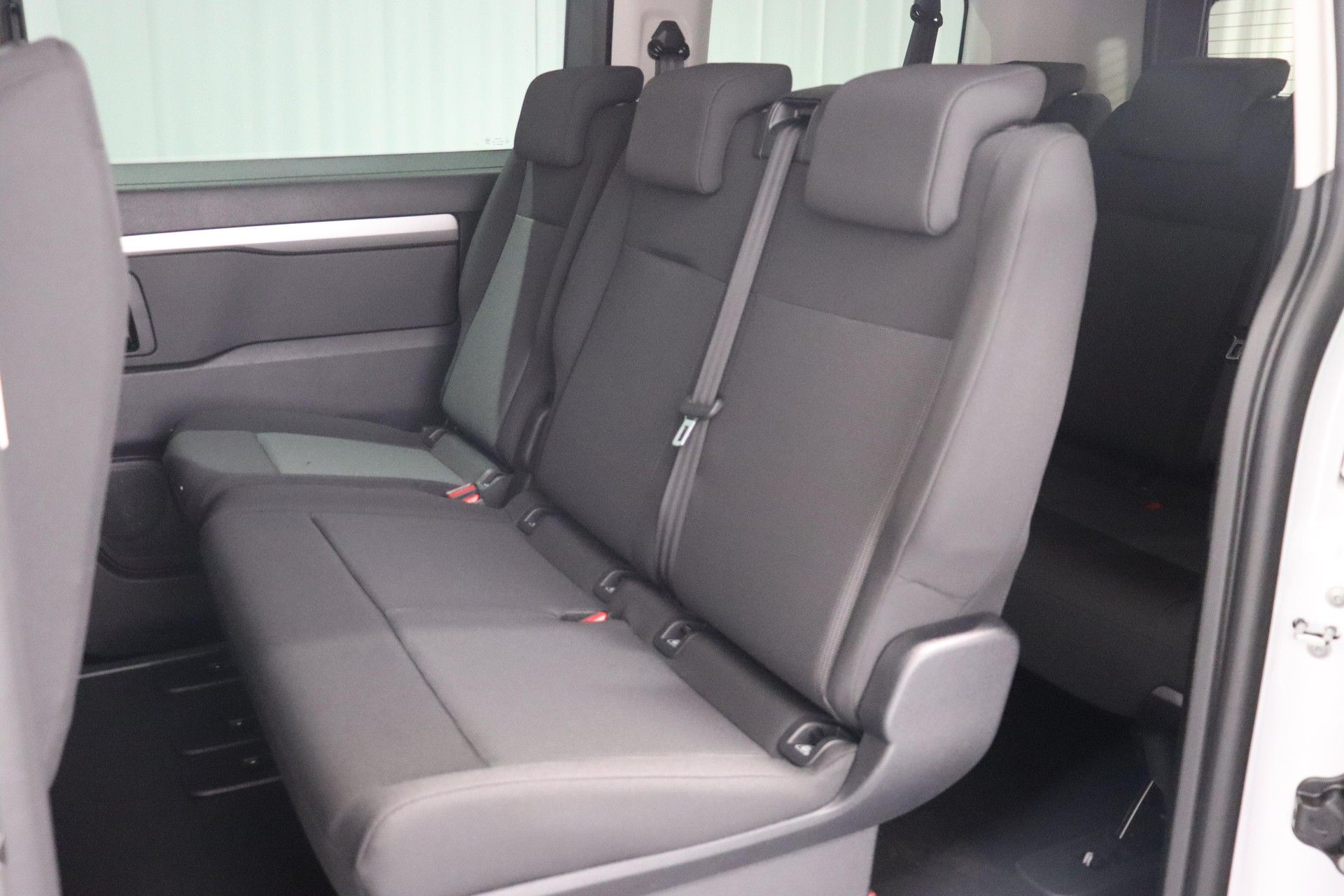 CITROEN Spacetourer M 2.0 BlueHDi 180 You S/S-image-4