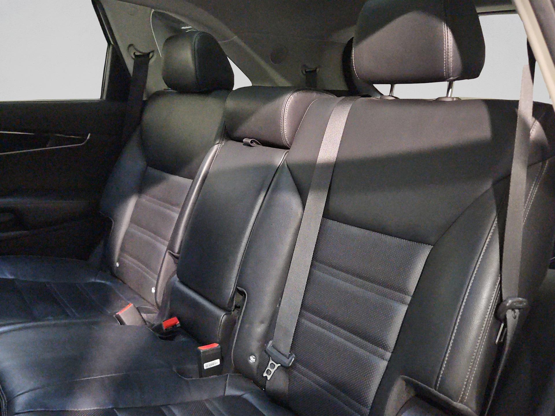 KIA Sorento 2.2 CRDI Style 7P. Automatic-image-14