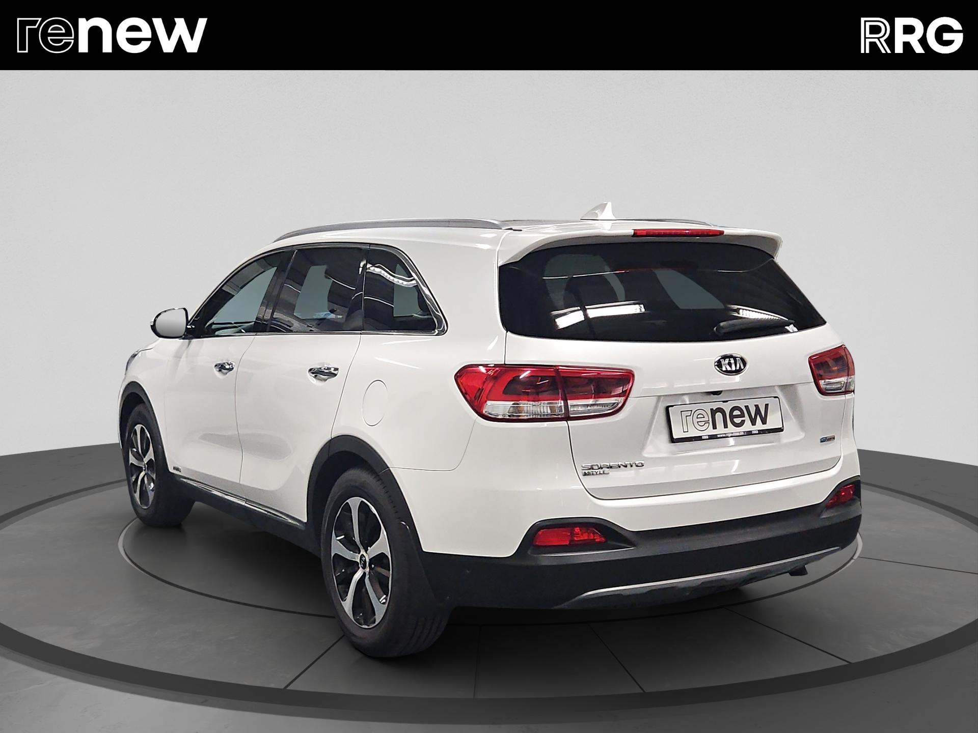 KIA Sorento 2.2 CRDI Style 7P. Automatic-image-4