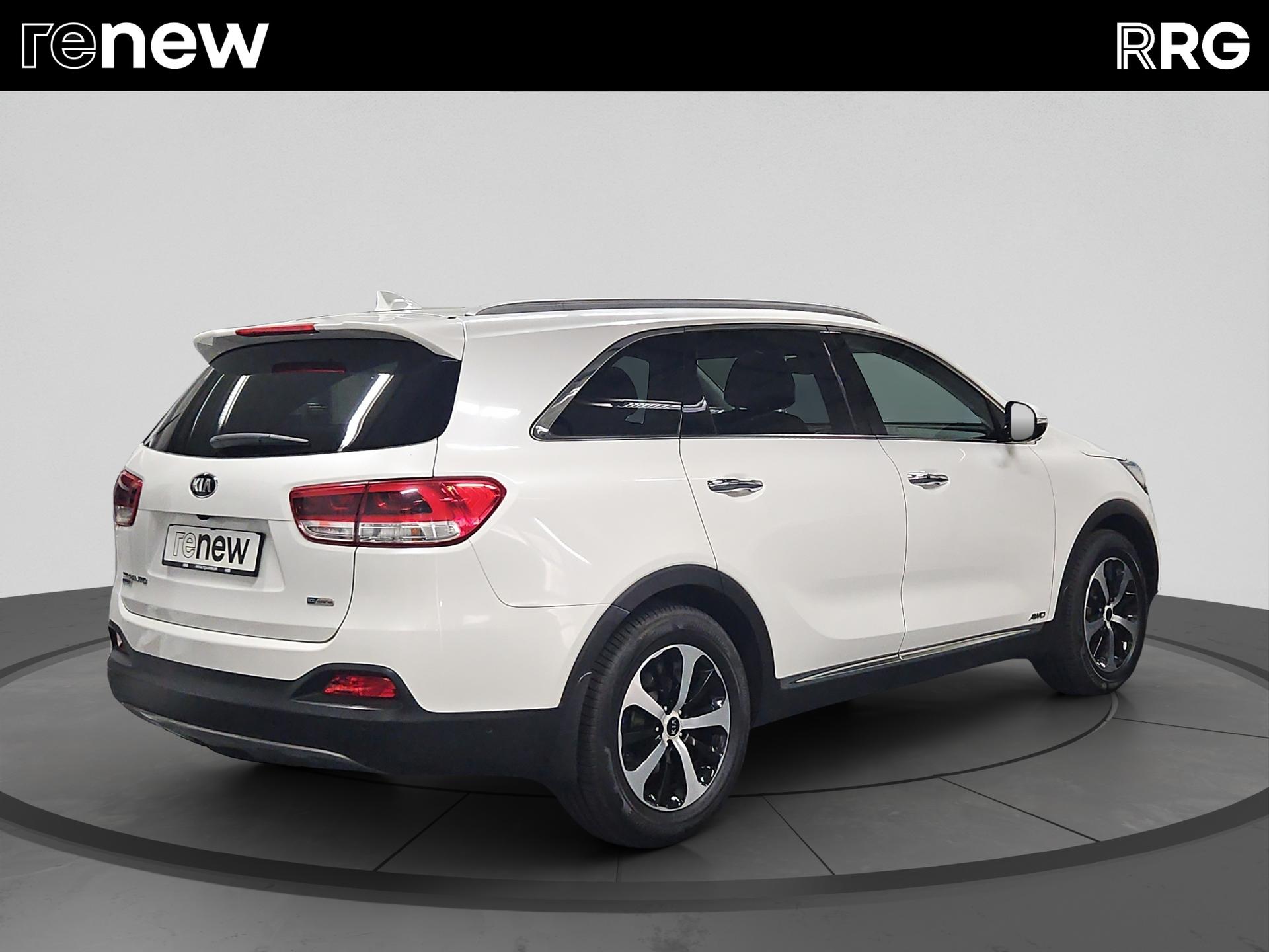 KIA Sorento 2.2 CRDI Style 7P. Automatic-image-2