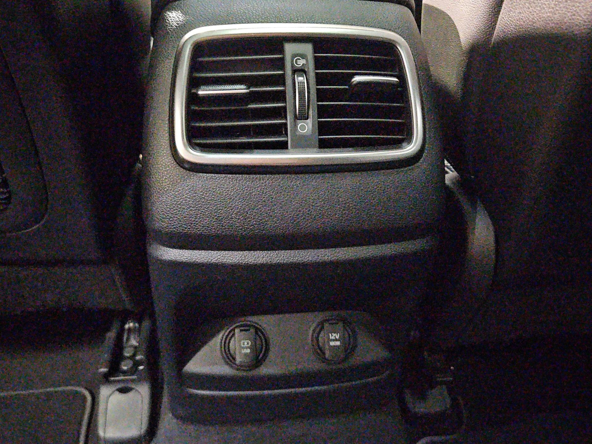 KIA Sorento 2.2 CRDI Style 7P. Automatic-image-19