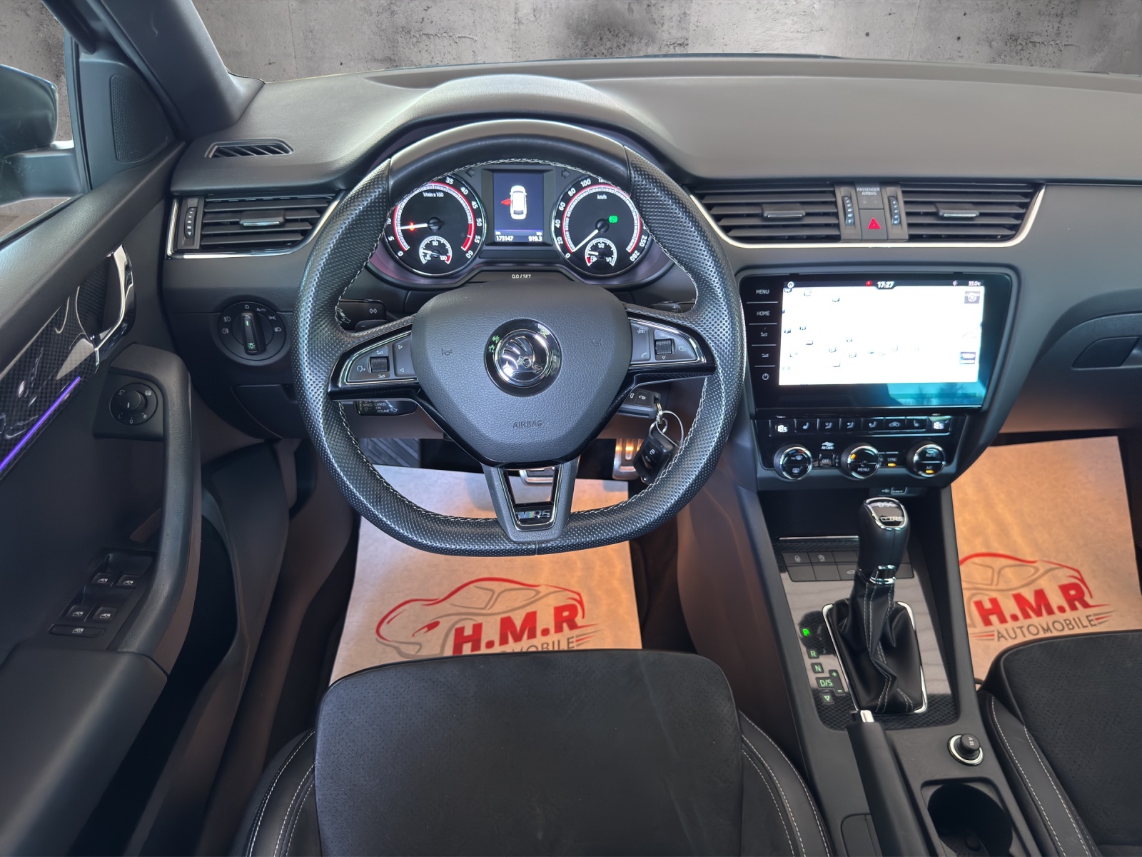 SKODA Octavia Combi 2.0 TDI RS 4x4 DSG-image-11