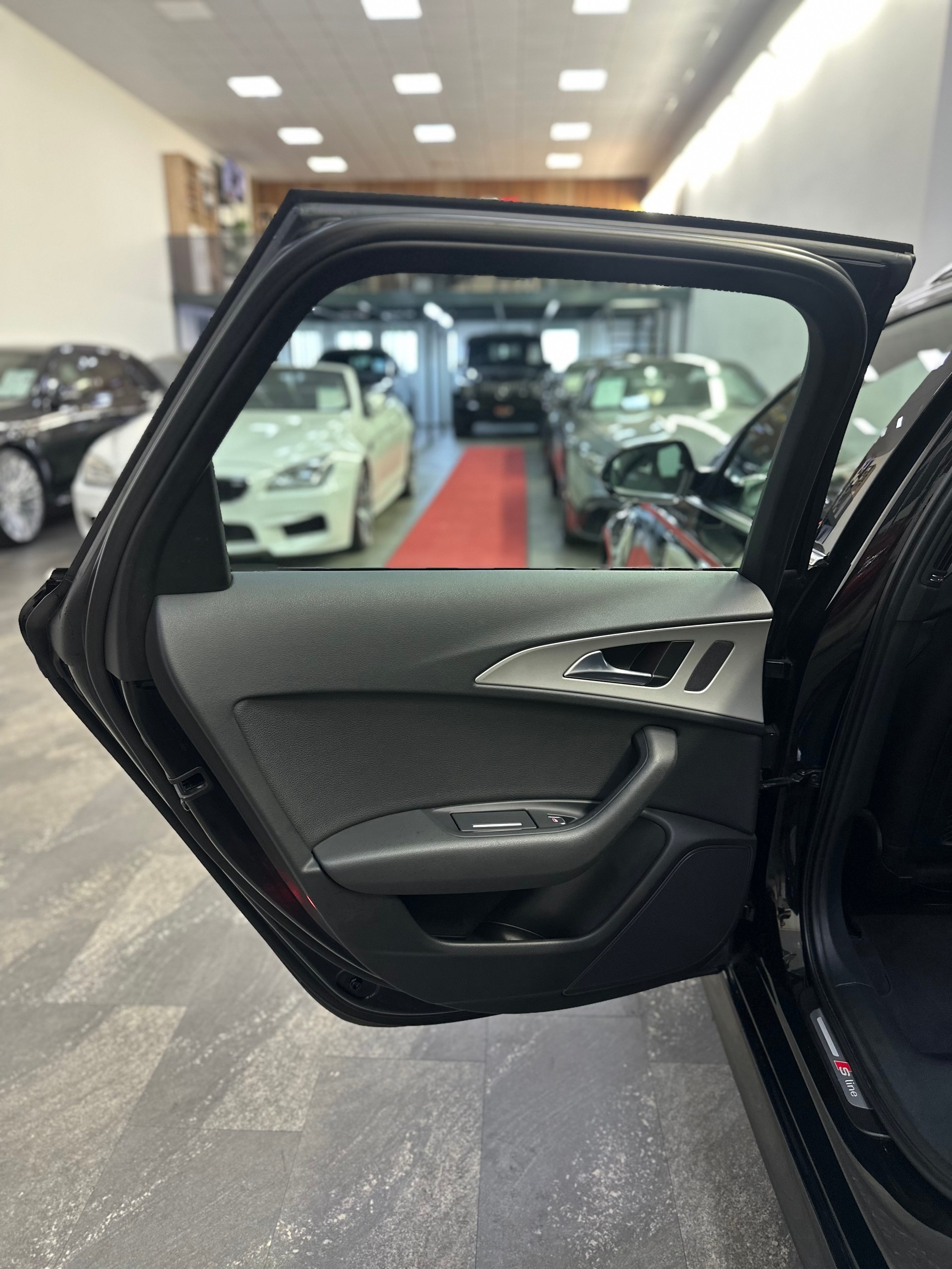 AUDI A6 Avant 3.0 TDI V6 quattro S-tronic-image-21