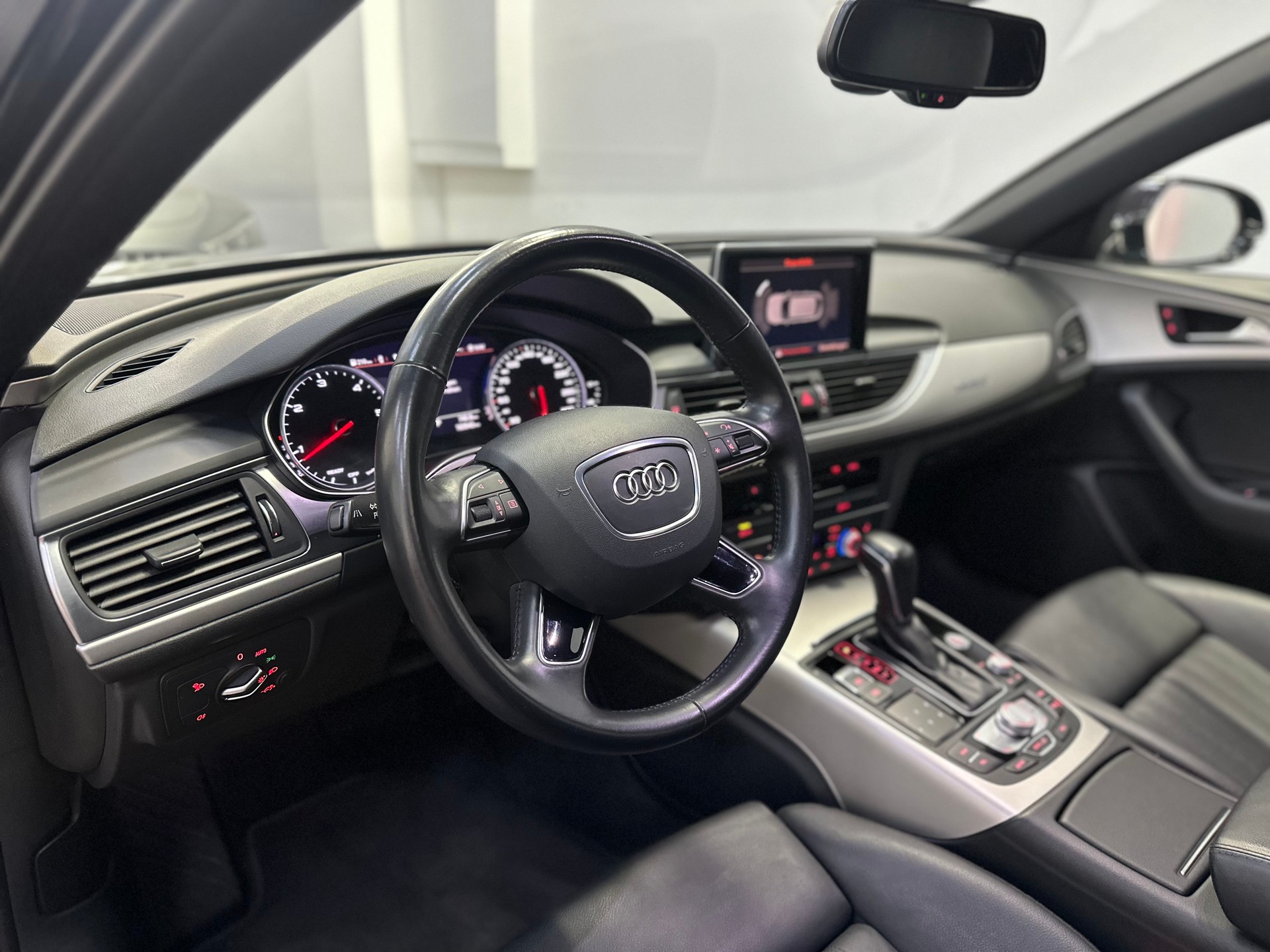 AUDI A6 Avant 3.0 TDI V6 quattro S-tronic-image-19