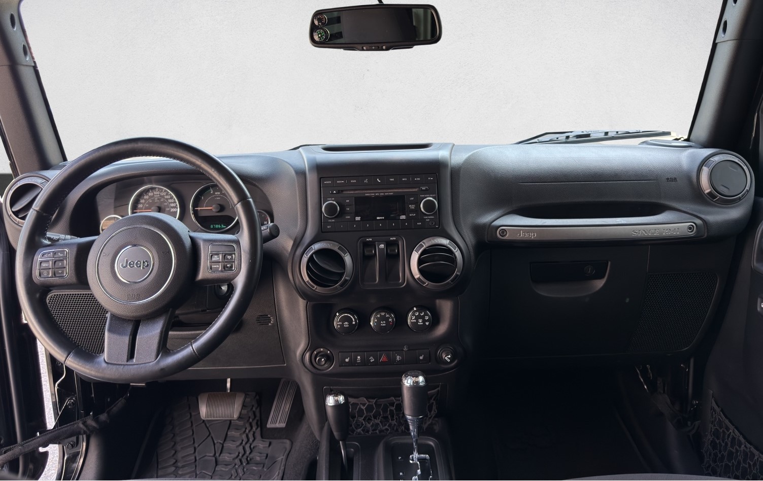 JEEP Wrangler 2.8 CRD Black Edition II Automatic-image-11