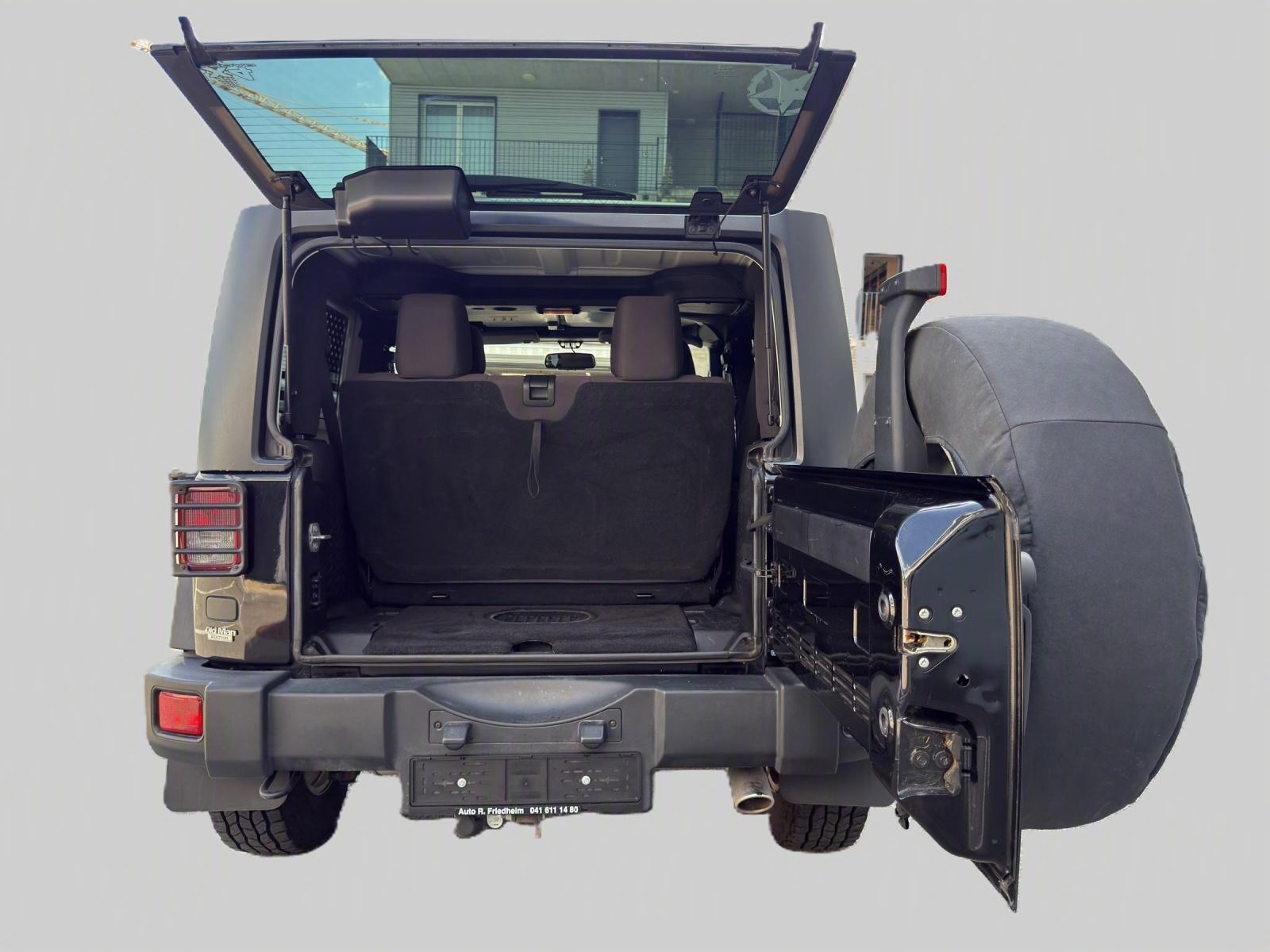 JEEP Wrangler 2.8 CRD Black Edition II Automatic-image-17