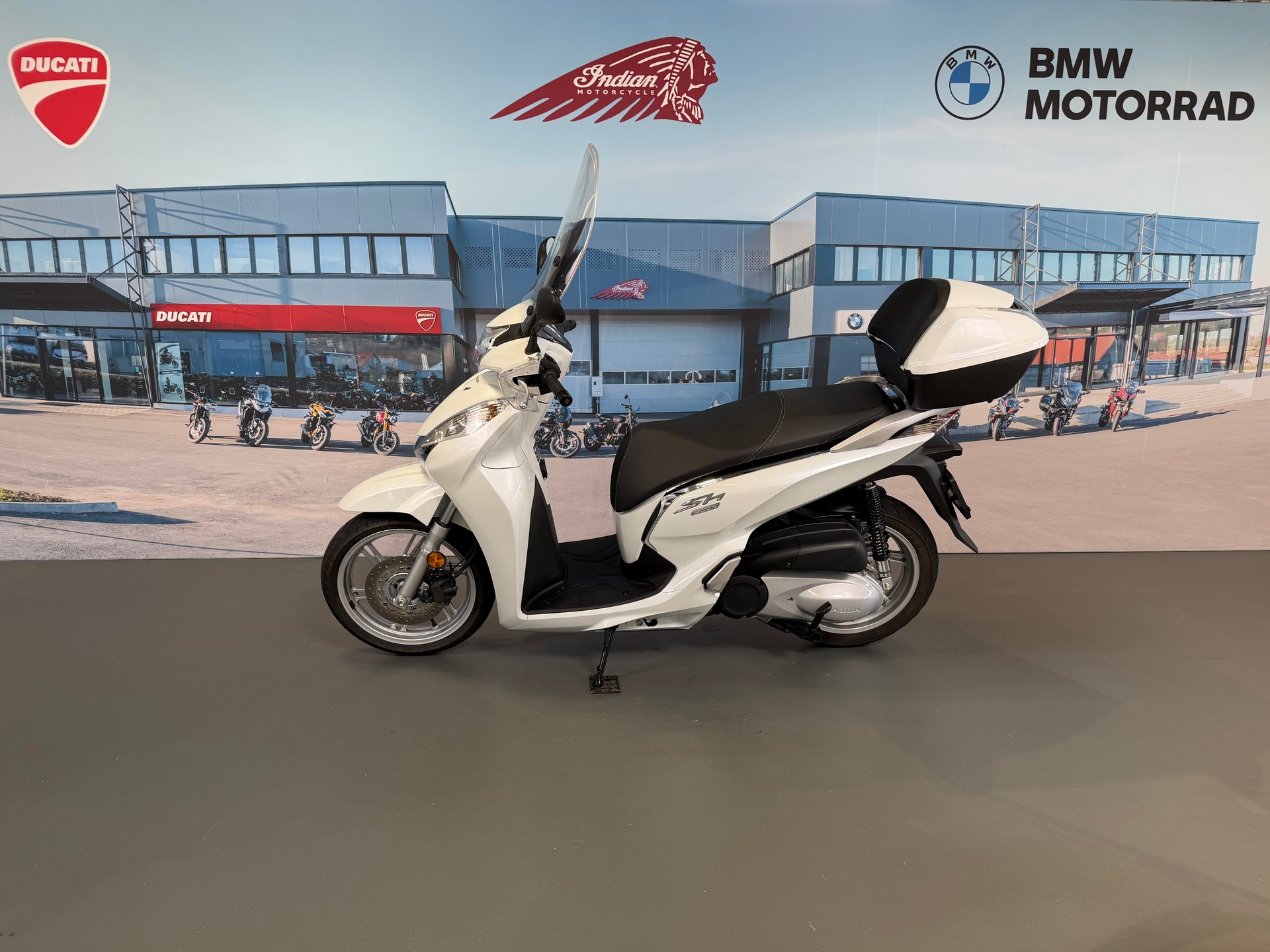 HONDA SH 300 i ABS-showroom-element-3