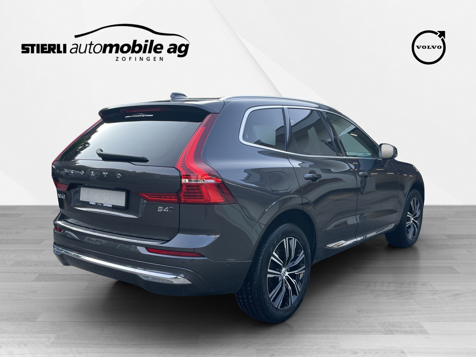 VOLVO XC60 2.0 B4 MH Inscription AWD-image-4