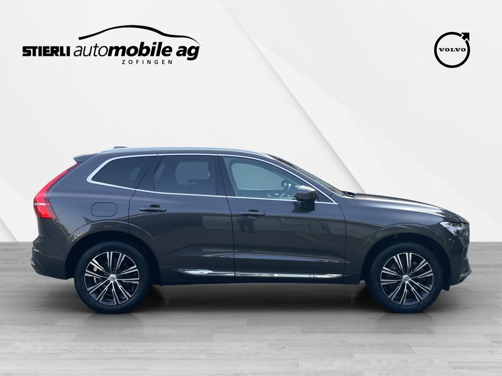 VOLVO XC60 2.0 B4 MH Inscription AWD-image-3