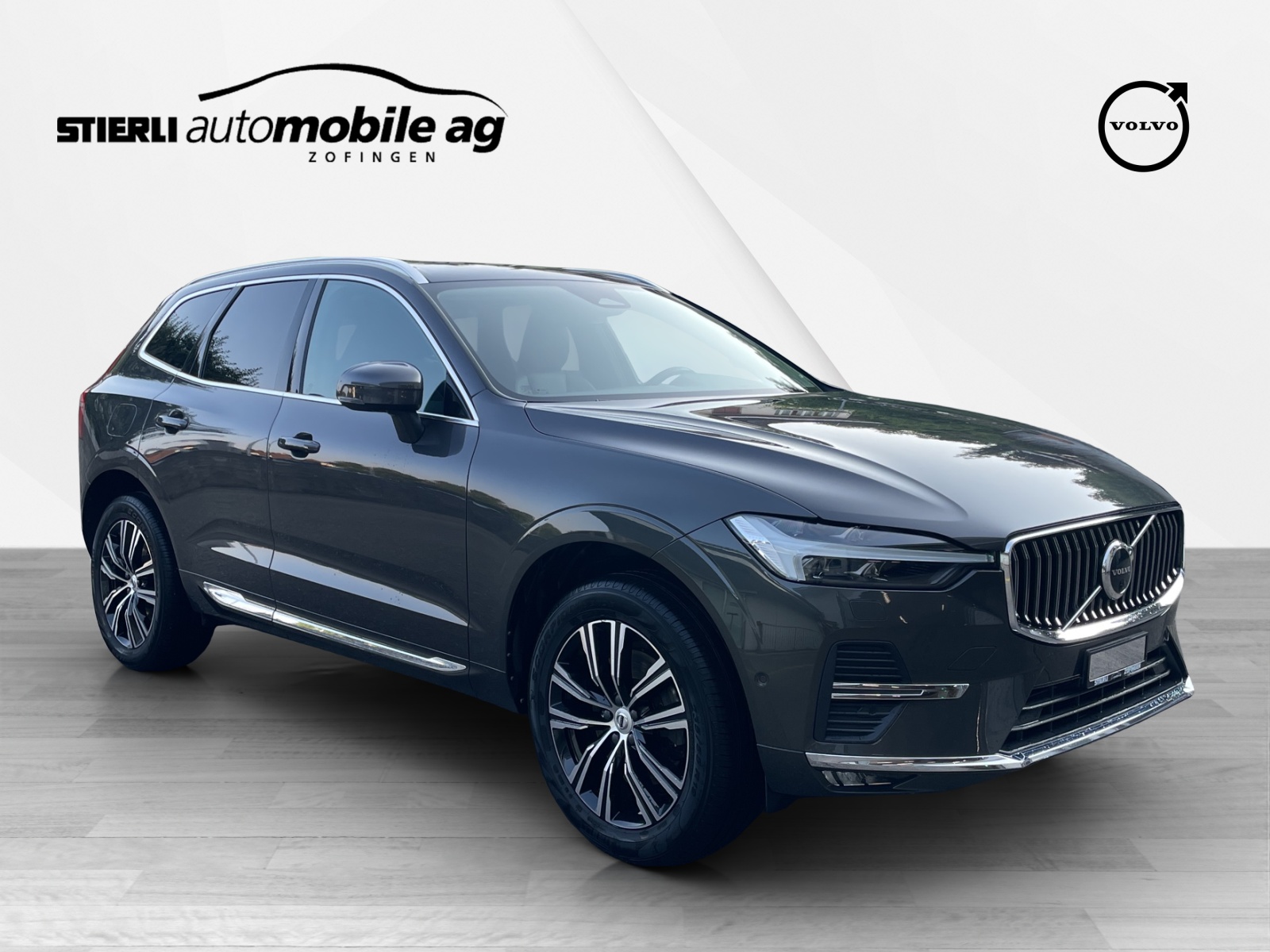 VOLVO XC60 2.0 B4 MH Inscription AWD-image-2