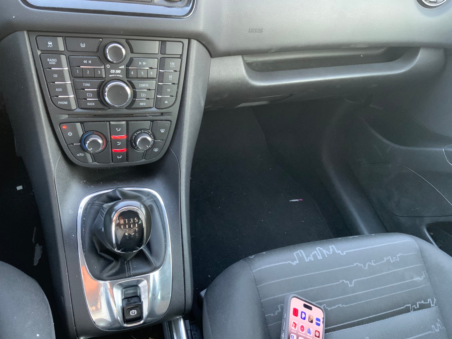 OPEL Meriva 1.4 Turbo Cosmo-image-9