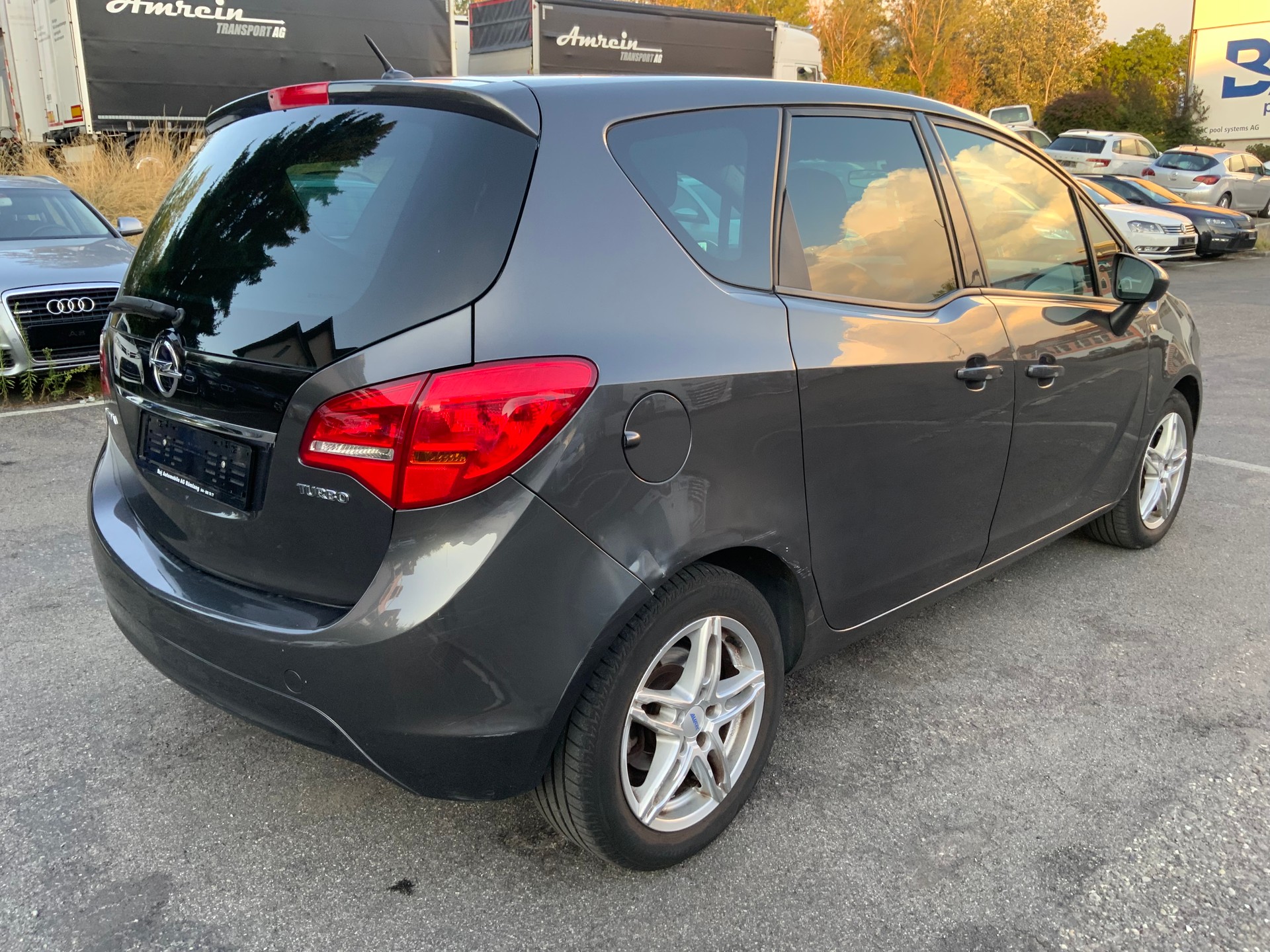OPEL Meriva 1.4 Turbo Cosmo-image-4