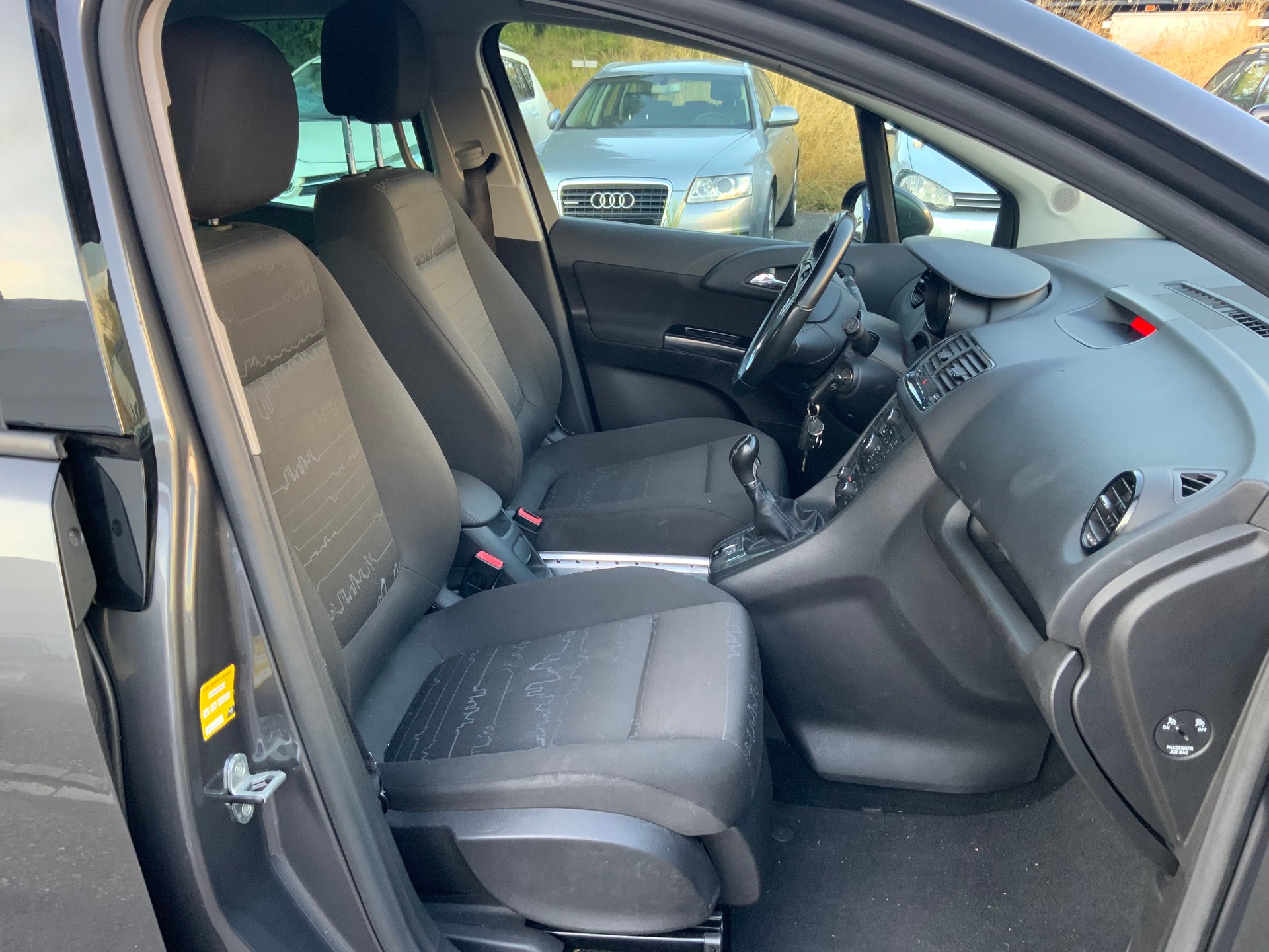 OPEL Meriva 1.4 Turbo Cosmo-image-11