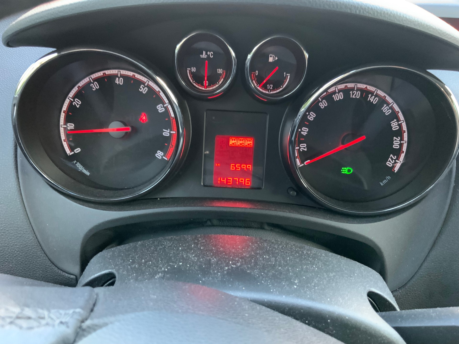 OPEL Meriva 1.4 Turbo Cosmo-image-8
