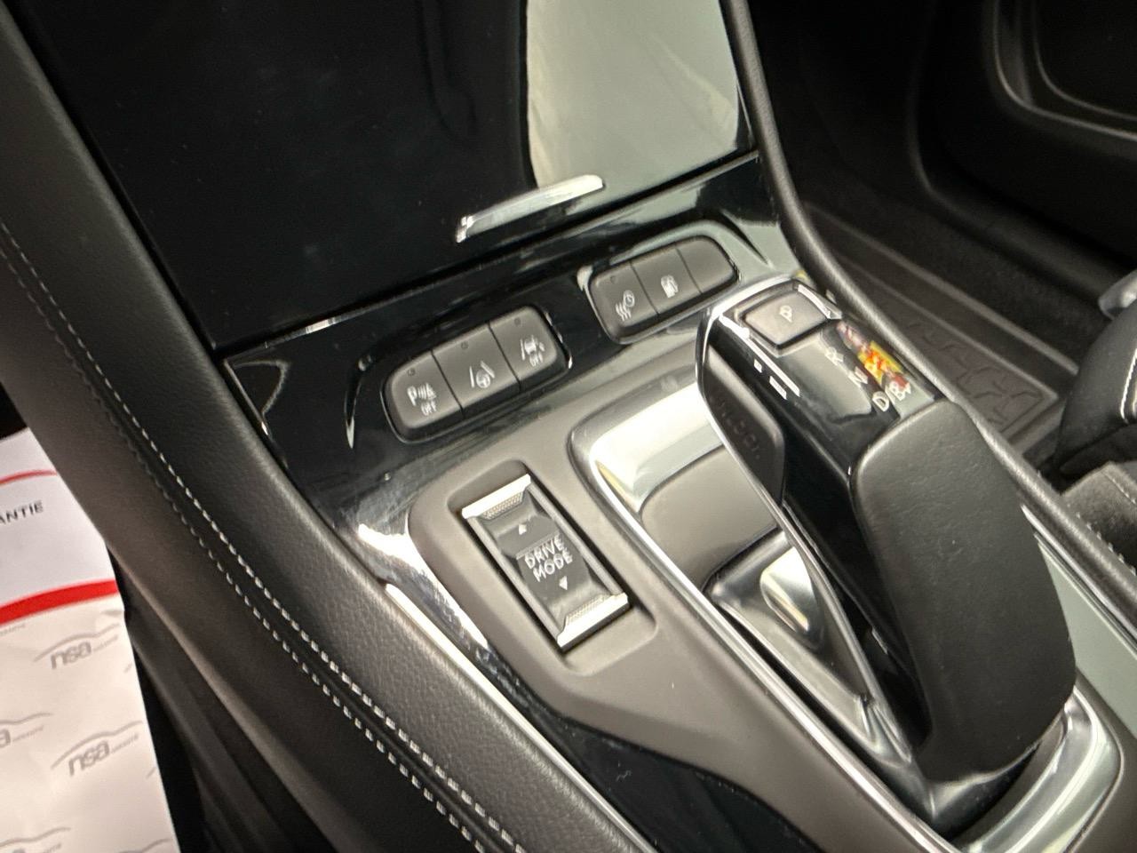 OPEL Grandland 1.6 Hybrid4 GS Line Automatik-image-7