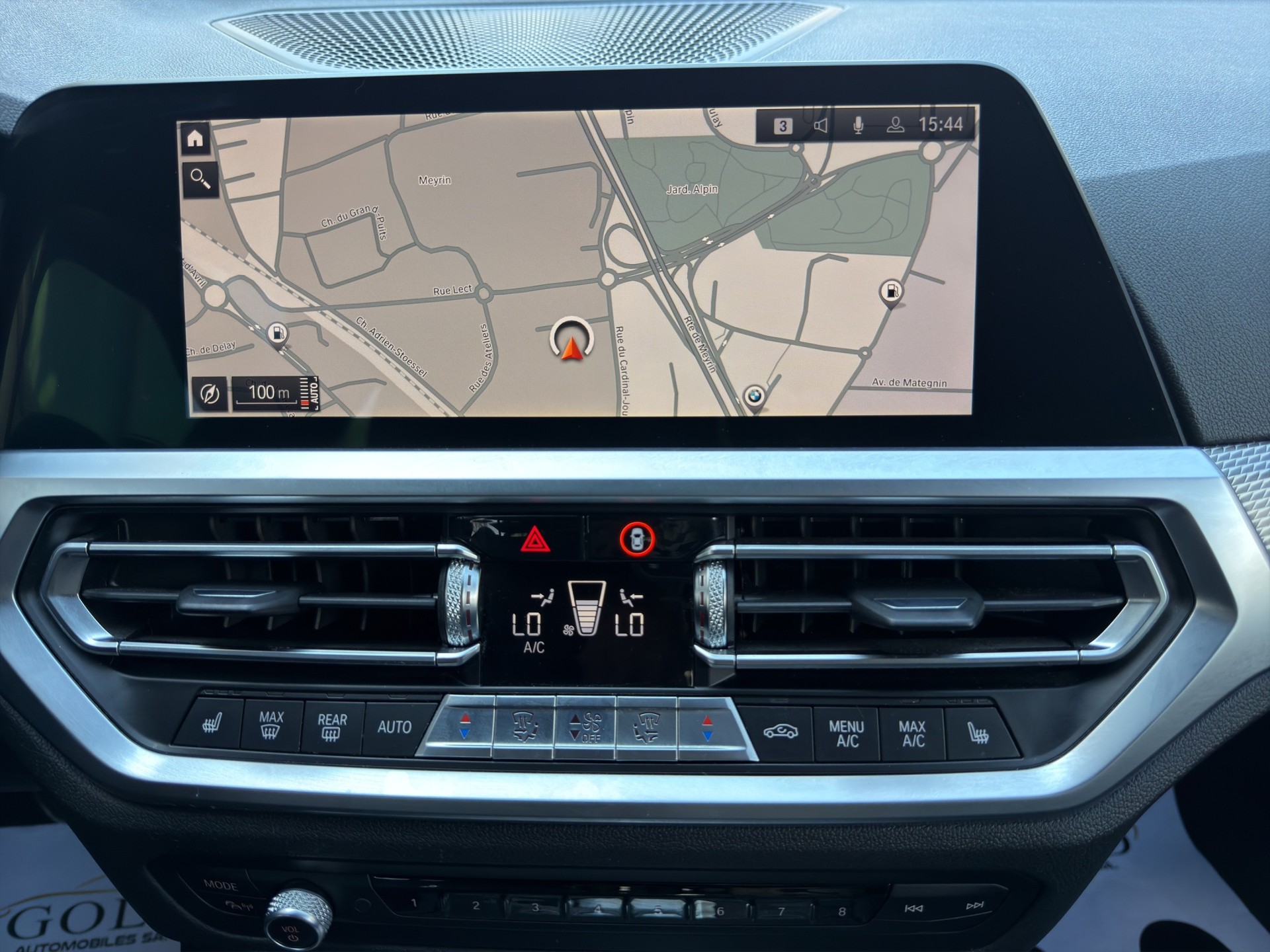 BMW 320i Steptronic M Sport-image-6