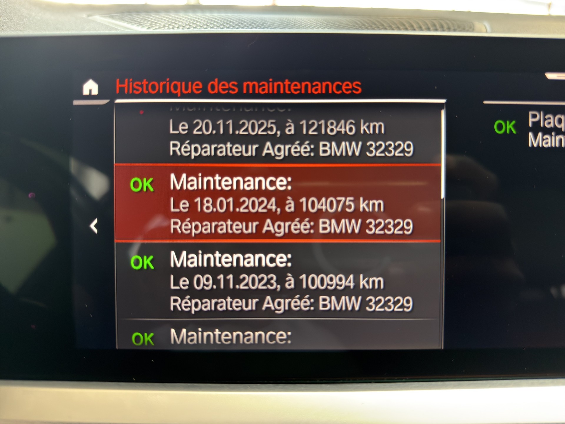 BMW 320i Steptronic M Sport-image-5