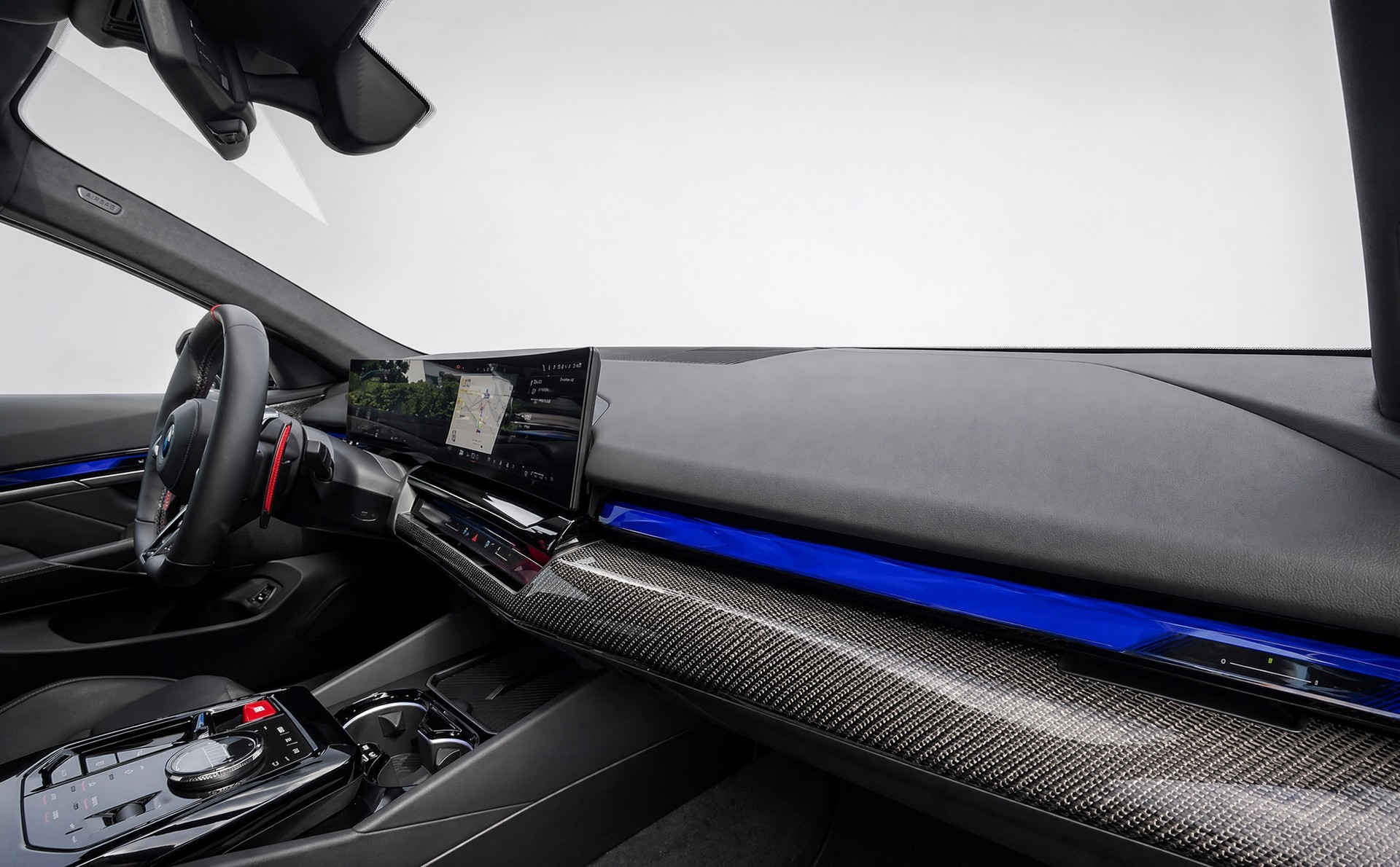 BMW M5 xDrive Touring-image-10