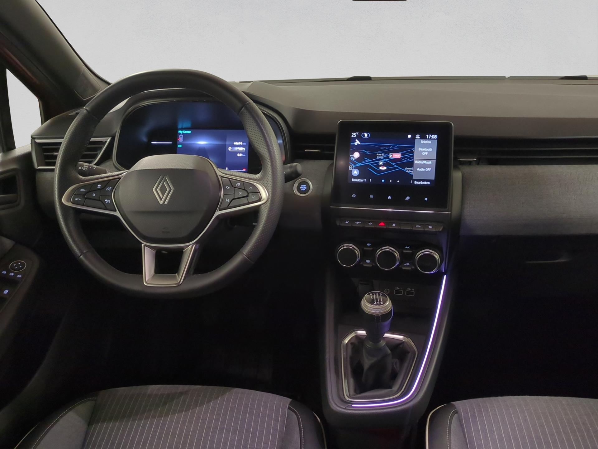 RENAULT Clio 1.0 Techno-image-13