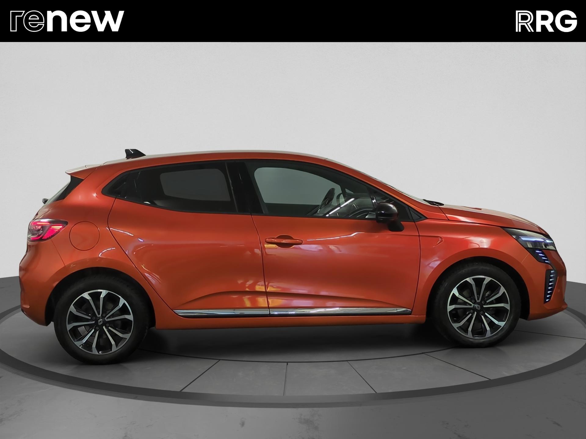RENAULT Clio 1.0 Techno-image-1