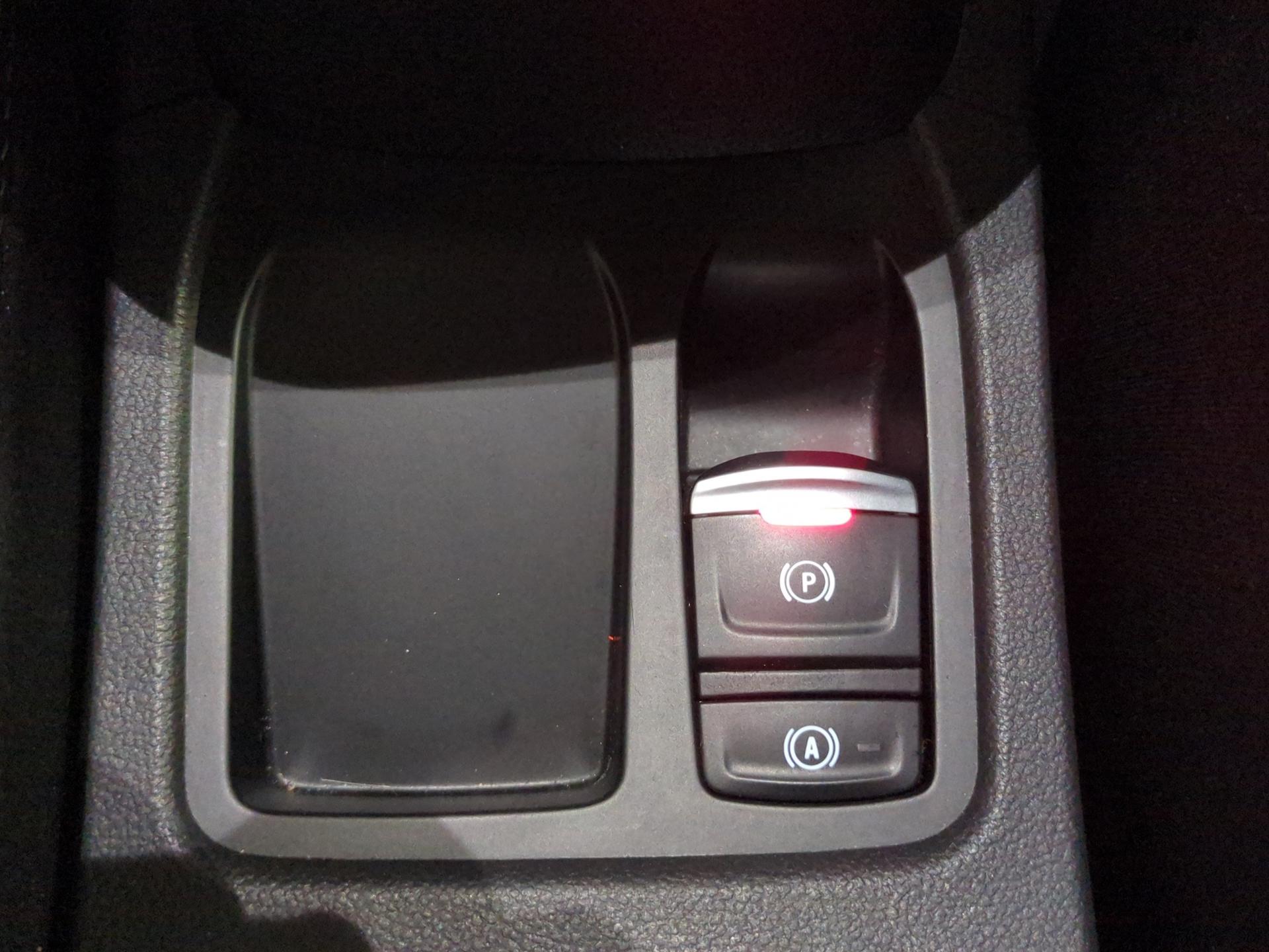 RENAULT Clio 1.0 Techno-image-26