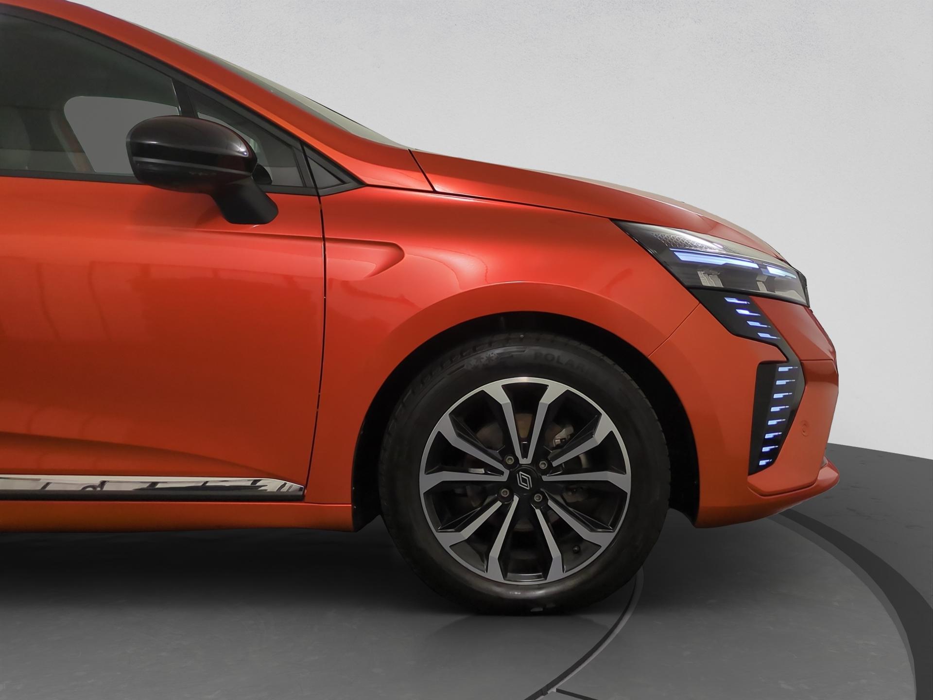 RENAULT Clio 1.0 Techno-image-17