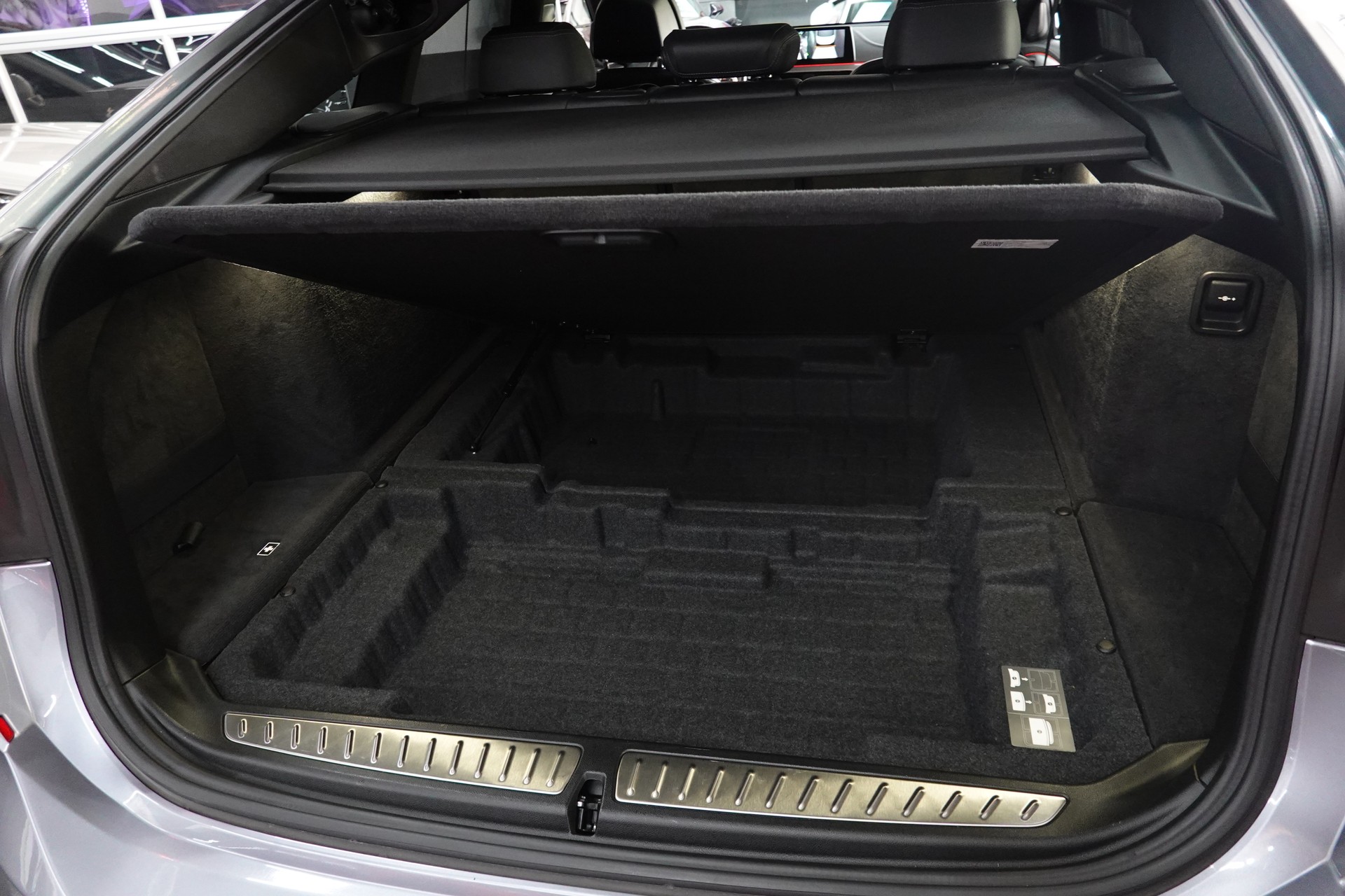 BMW 630d GT X-DRIVE SPORT LINE STEPTRONIC CH-FZ ON TOP-image-42