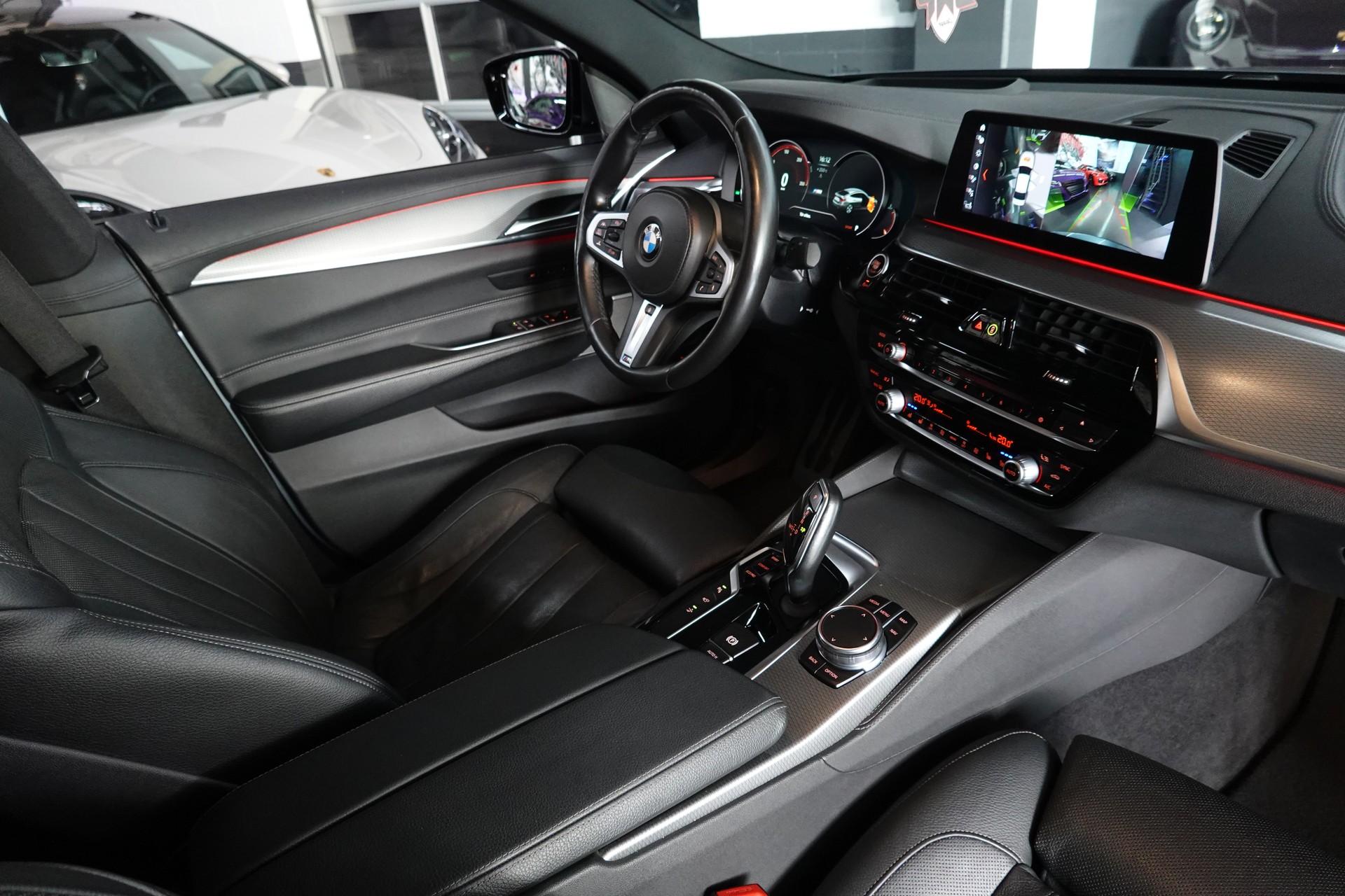 BMW 630d GT X-DRIVE SPORT LINE STEPTRONIC CH-FZ ON TOP-image-48