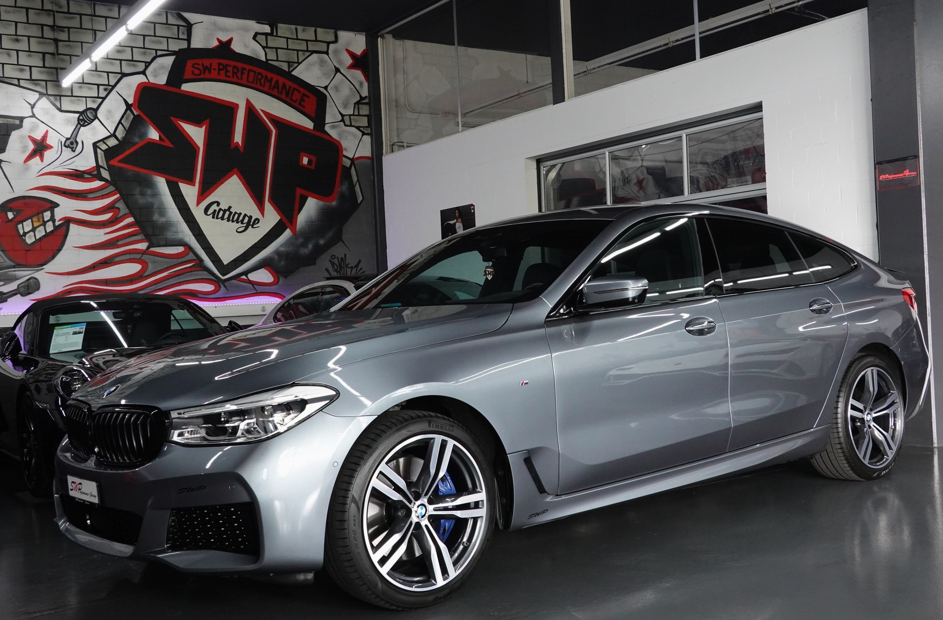 BMW 630d GT X-DRIVE SPORT LINE STEPTRONIC CH-FZ ON TOP