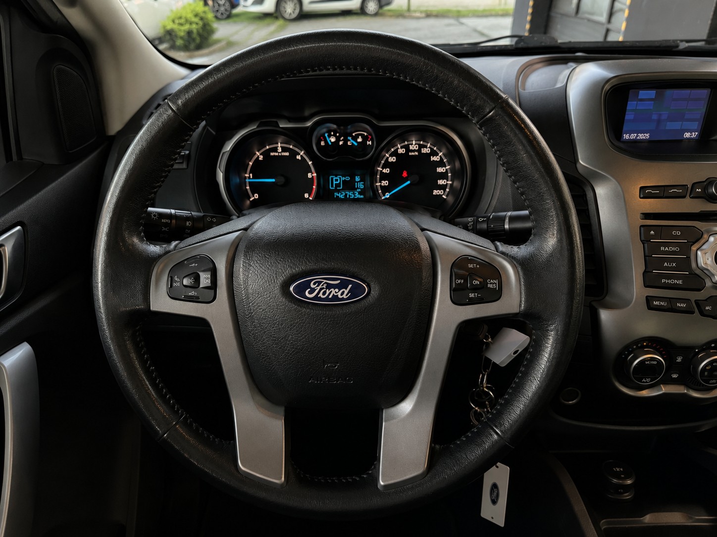 FORD Ranger LTD 2.2 TDCi 4x4 A-image-15