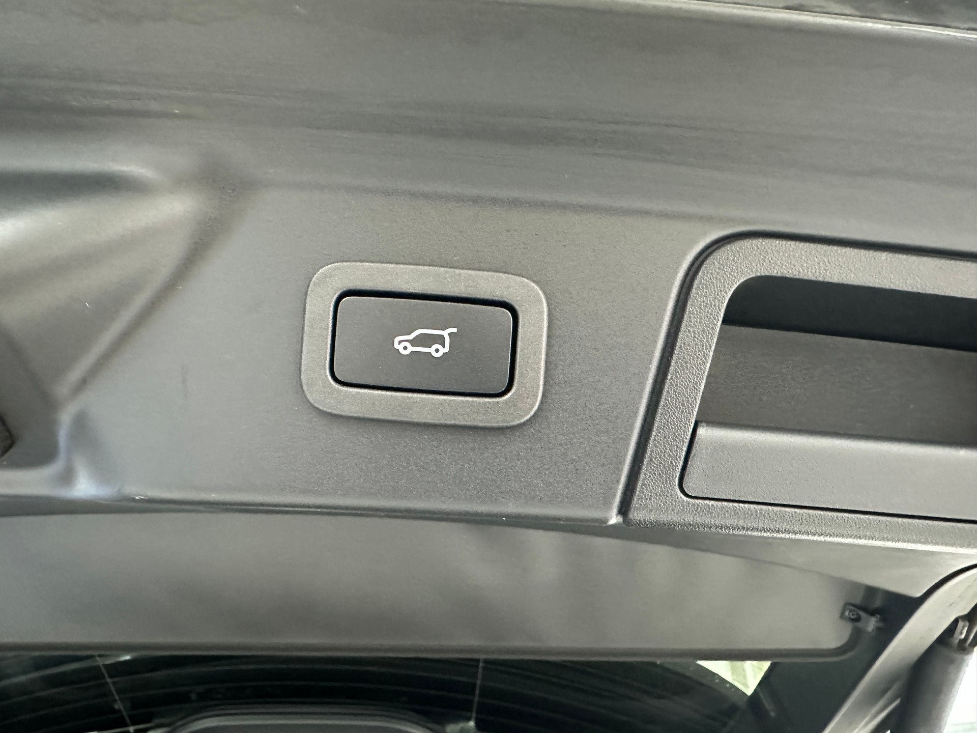 LAND ROVER Range Rover Velar R-Dynamic P 250 SE Automatic-image-7