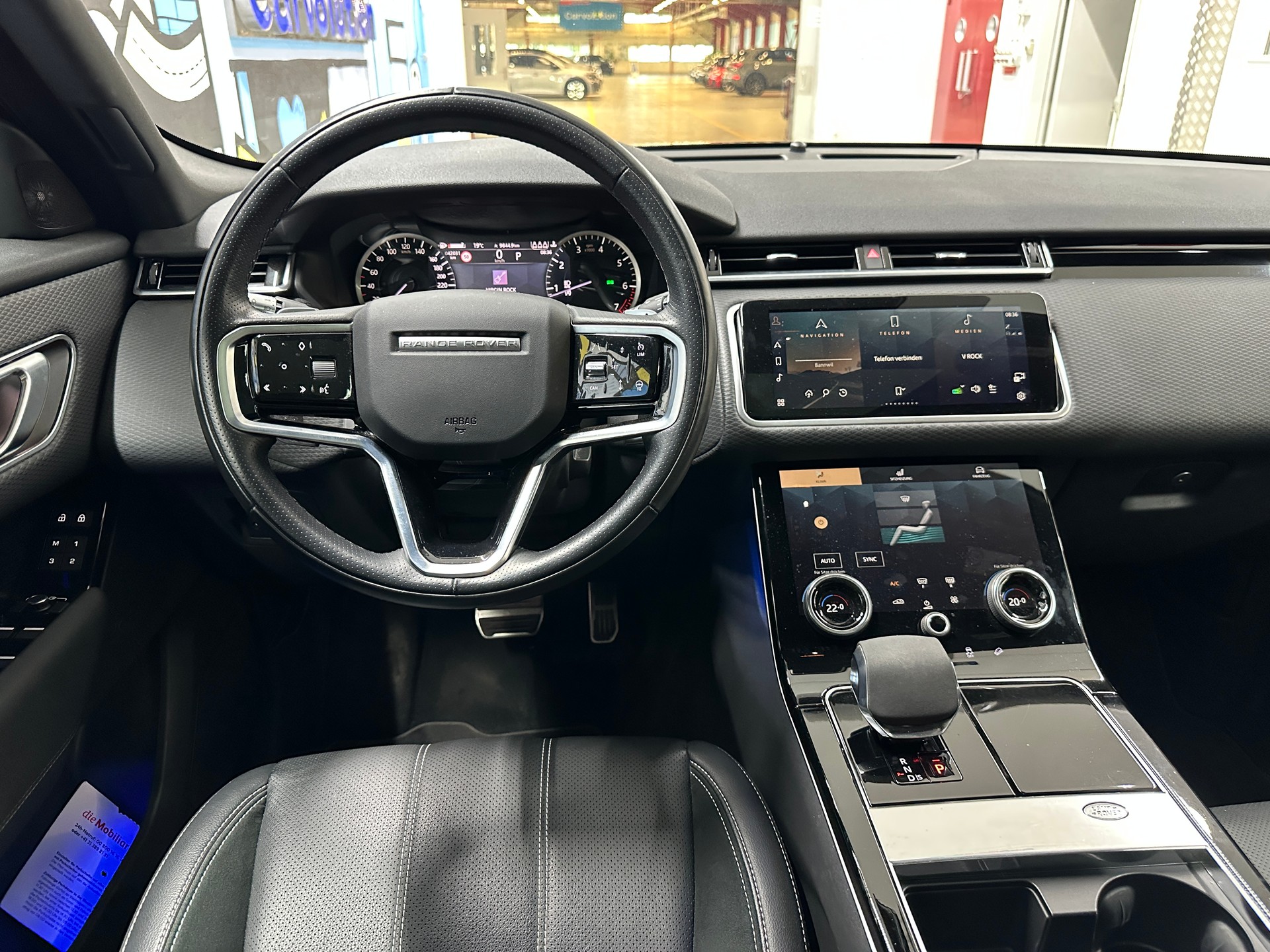 LAND ROVER Range Rover Velar R-Dynamic P 250 SE Automatic-image-10
