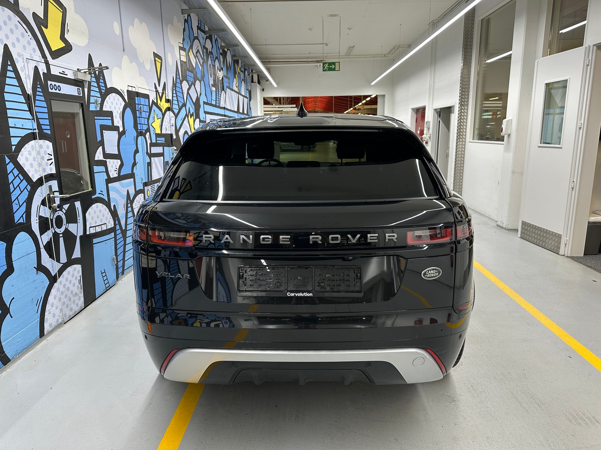 LAND ROVER Range Rover Velar R-Dynamic P 250 SE Automatic-image-4