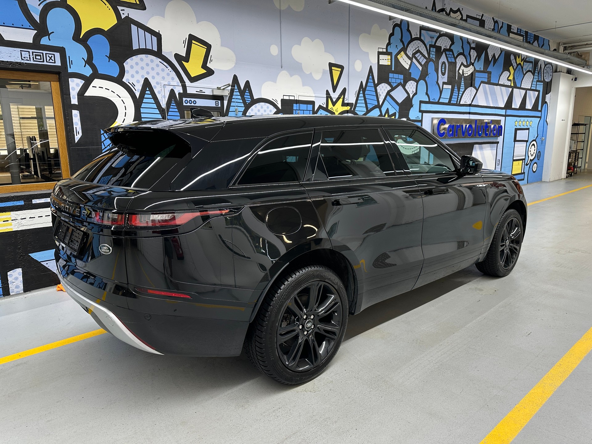 LAND ROVER Range Rover Velar R-Dynamic P 250 SE Automatic-image-3