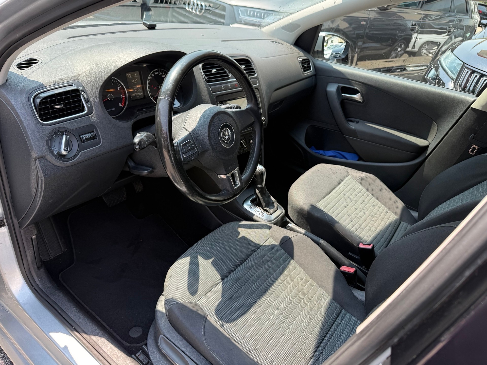 VW Polo 1.2 TSI Comfortline DSG-image-8